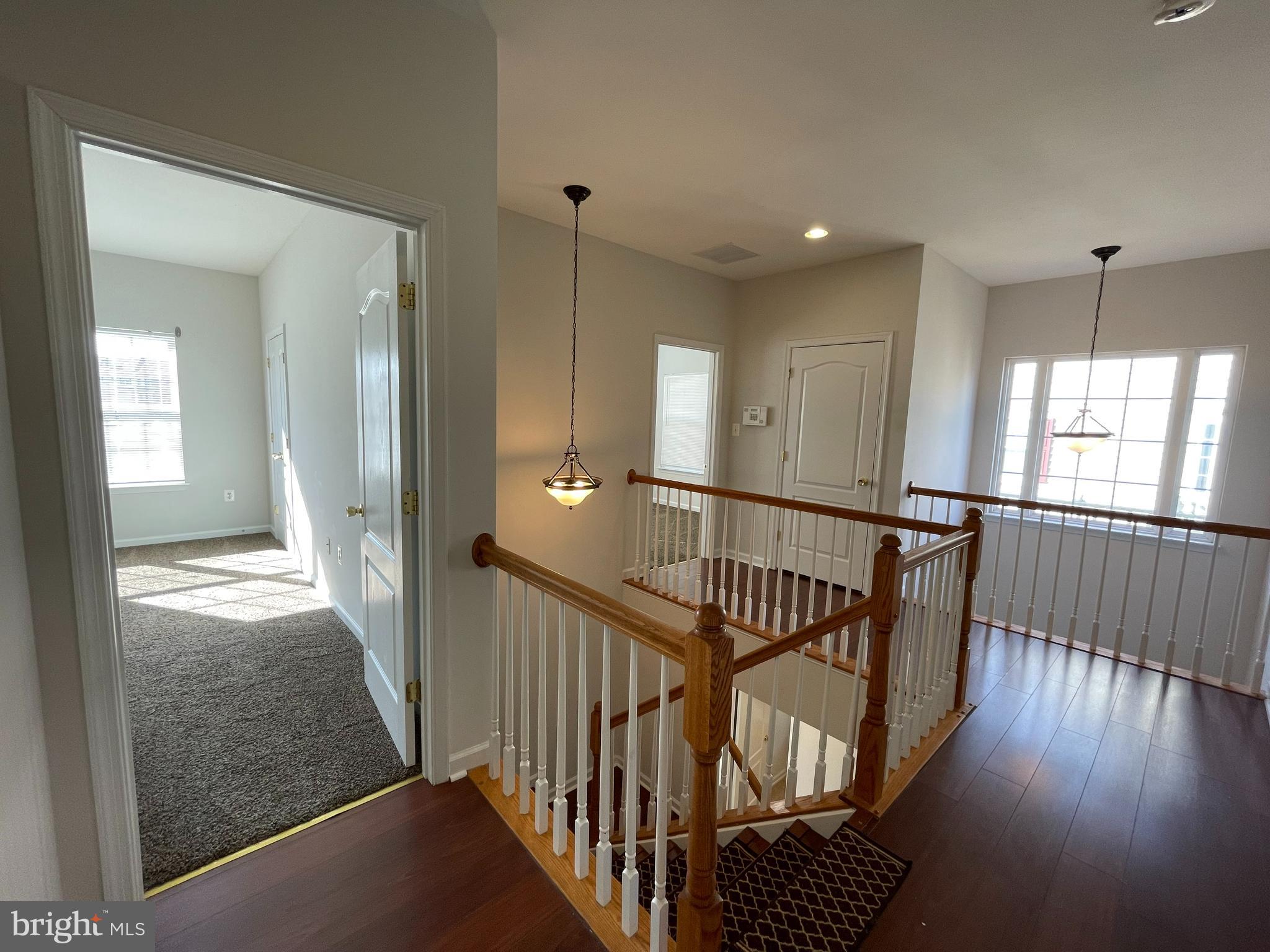 WAKELAND MANOR - Residential Lease