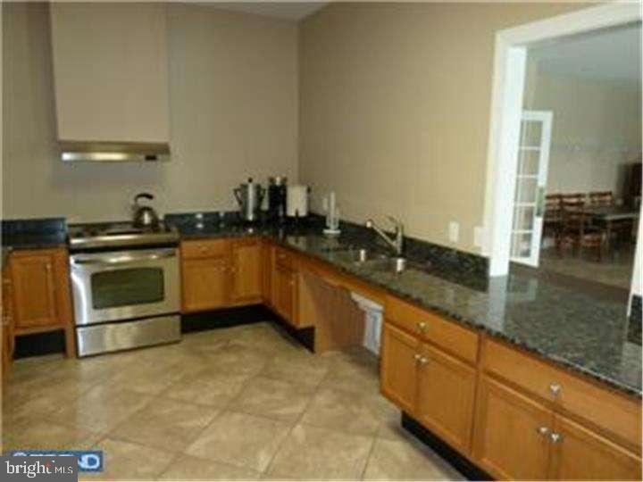 DOUGLASS VILLAGE - Residential