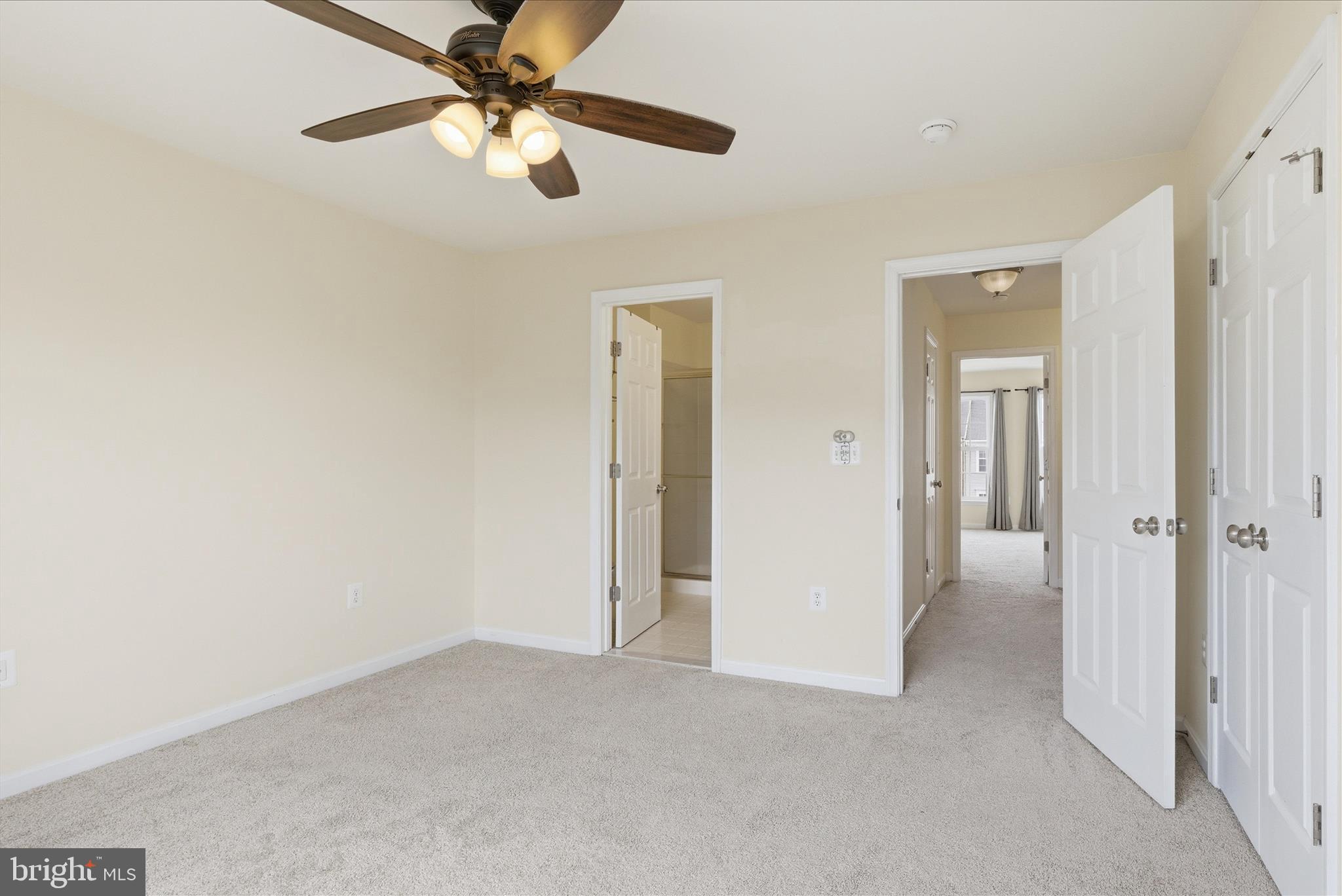 POWELLS RUN VILLAGE COND - Residential