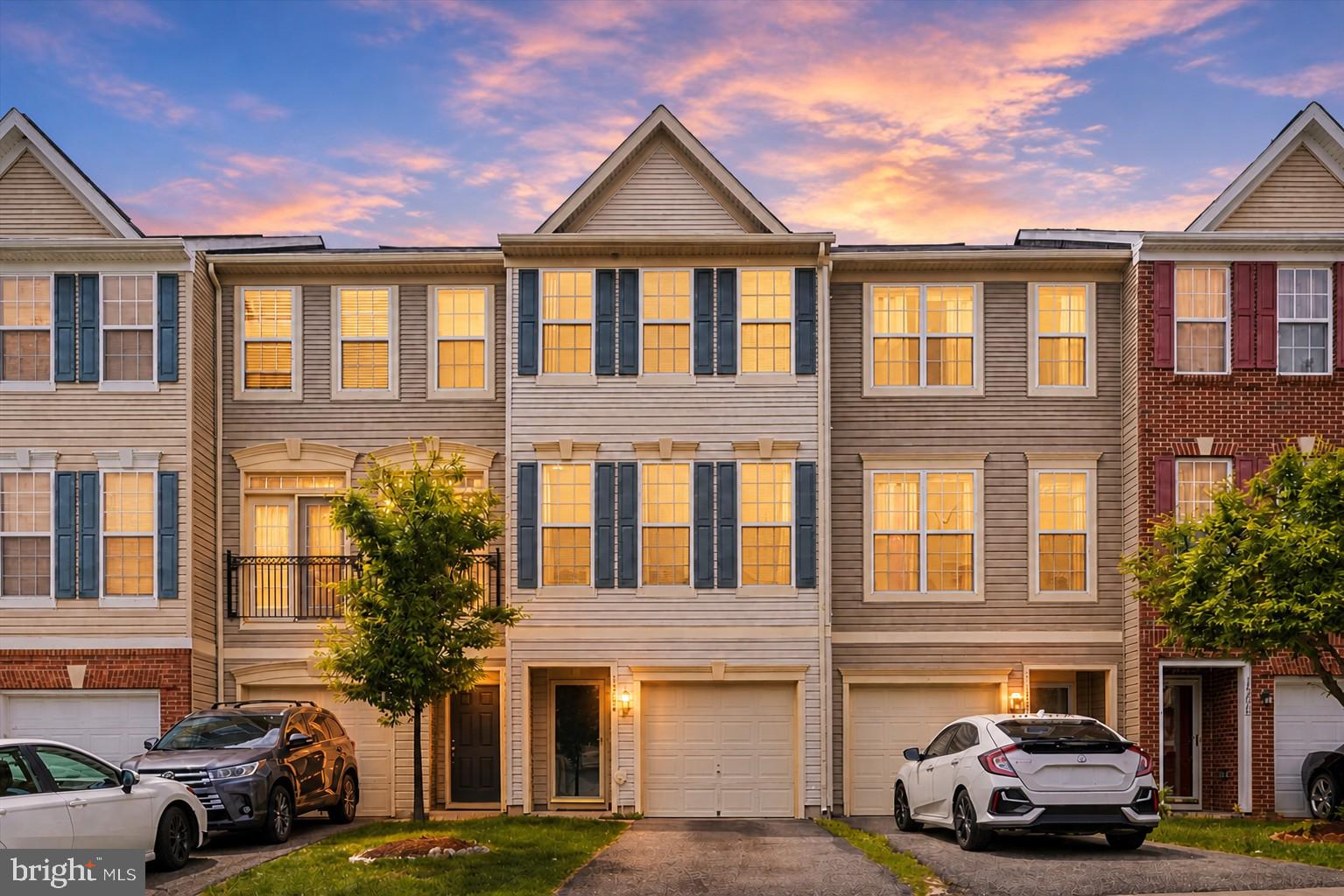 POWELLS RUN VILLAGE COND - Residential