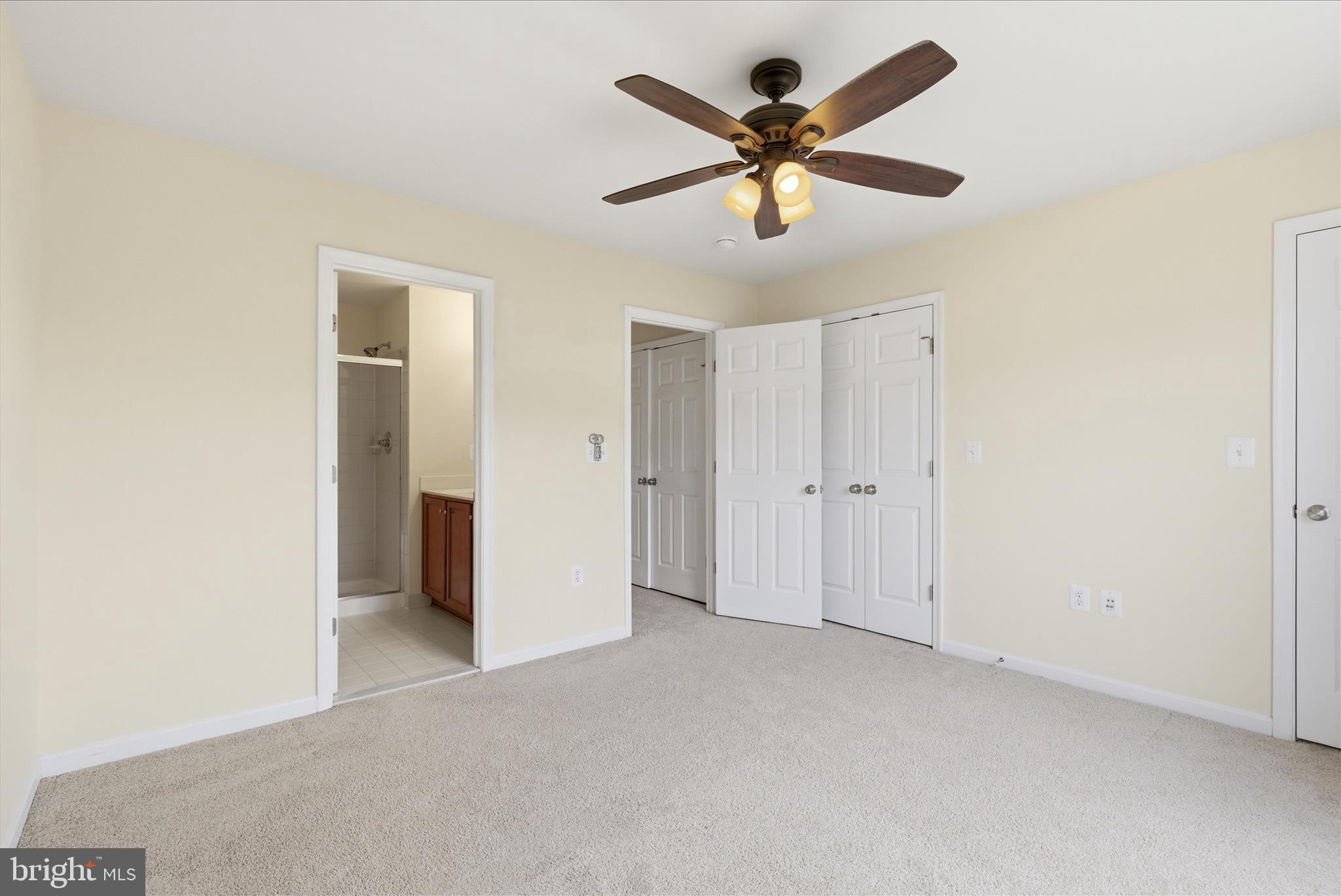 POWELLS RUN VILLAGE COND - Residential
