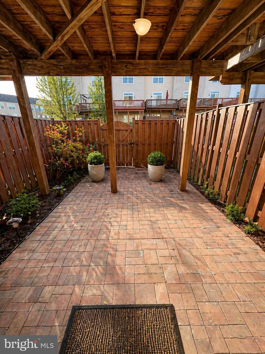 15704 JOHN DISKIN CIRCLE