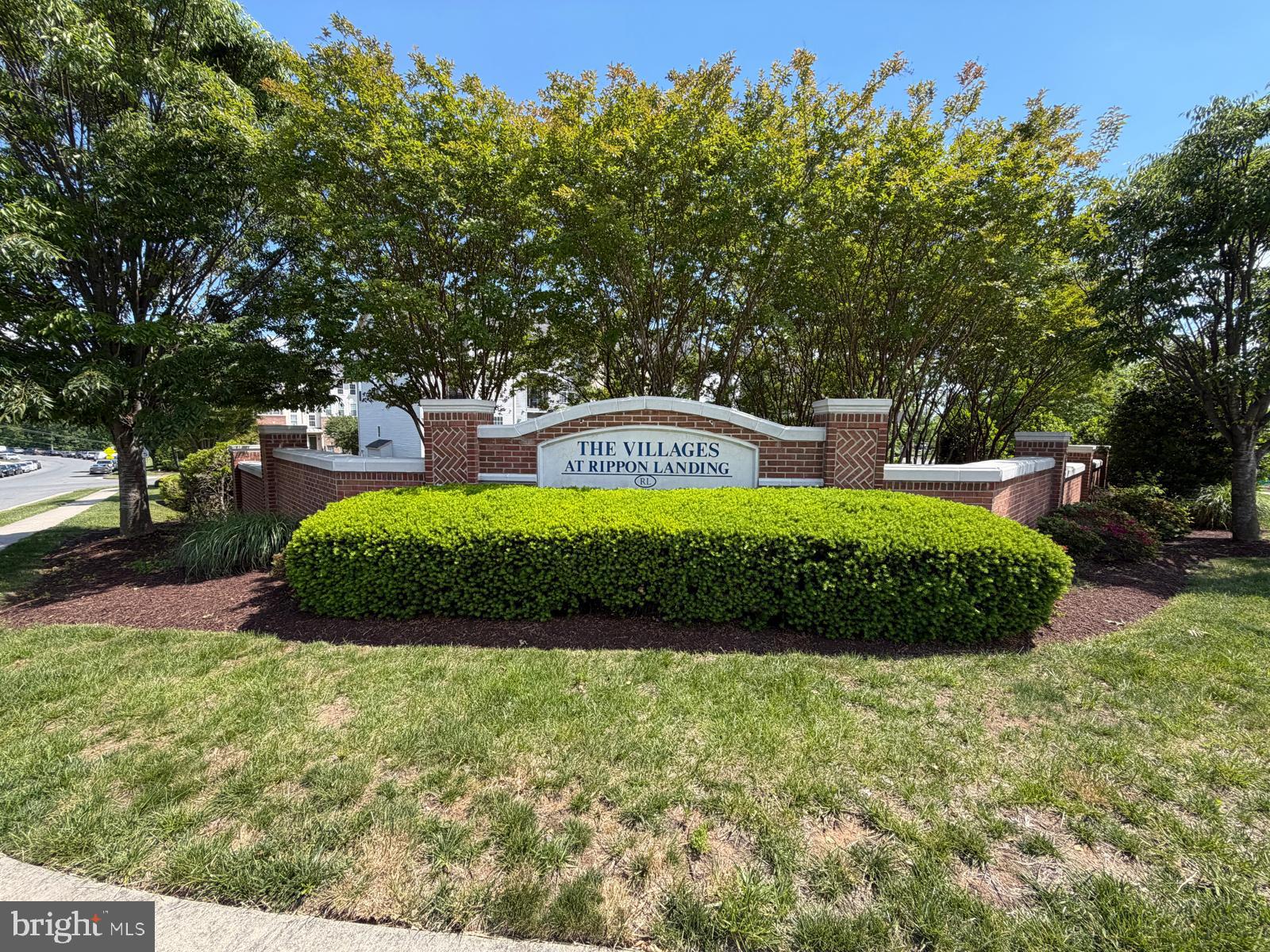 POWELLS RUN VILLAGE COND - Residential