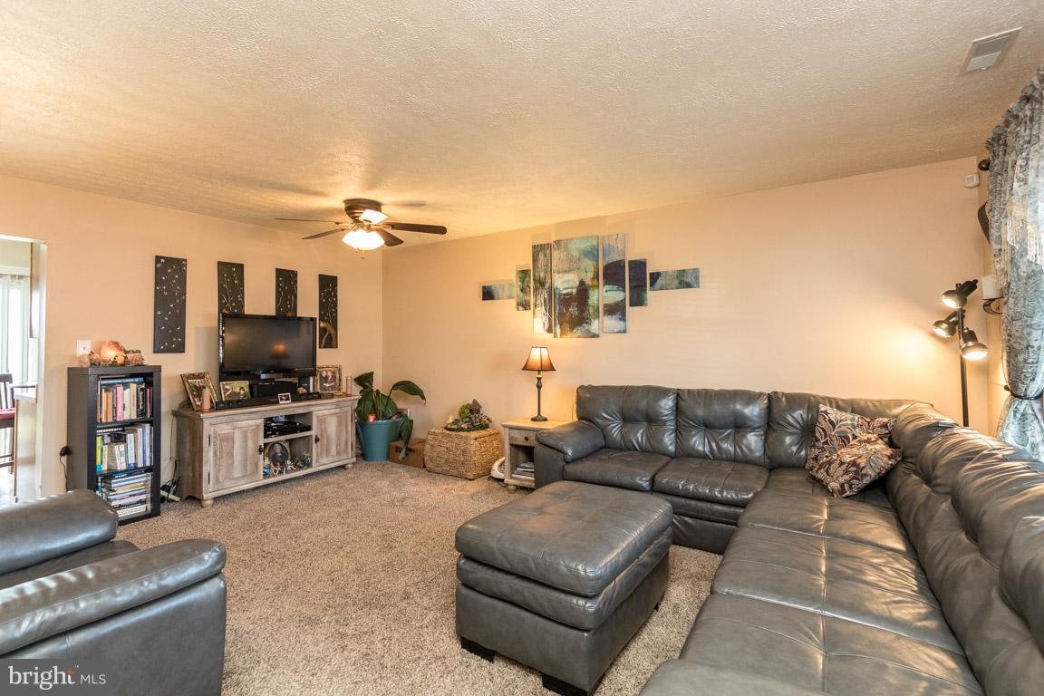 VILLAGE OF PAWNEE - Residential