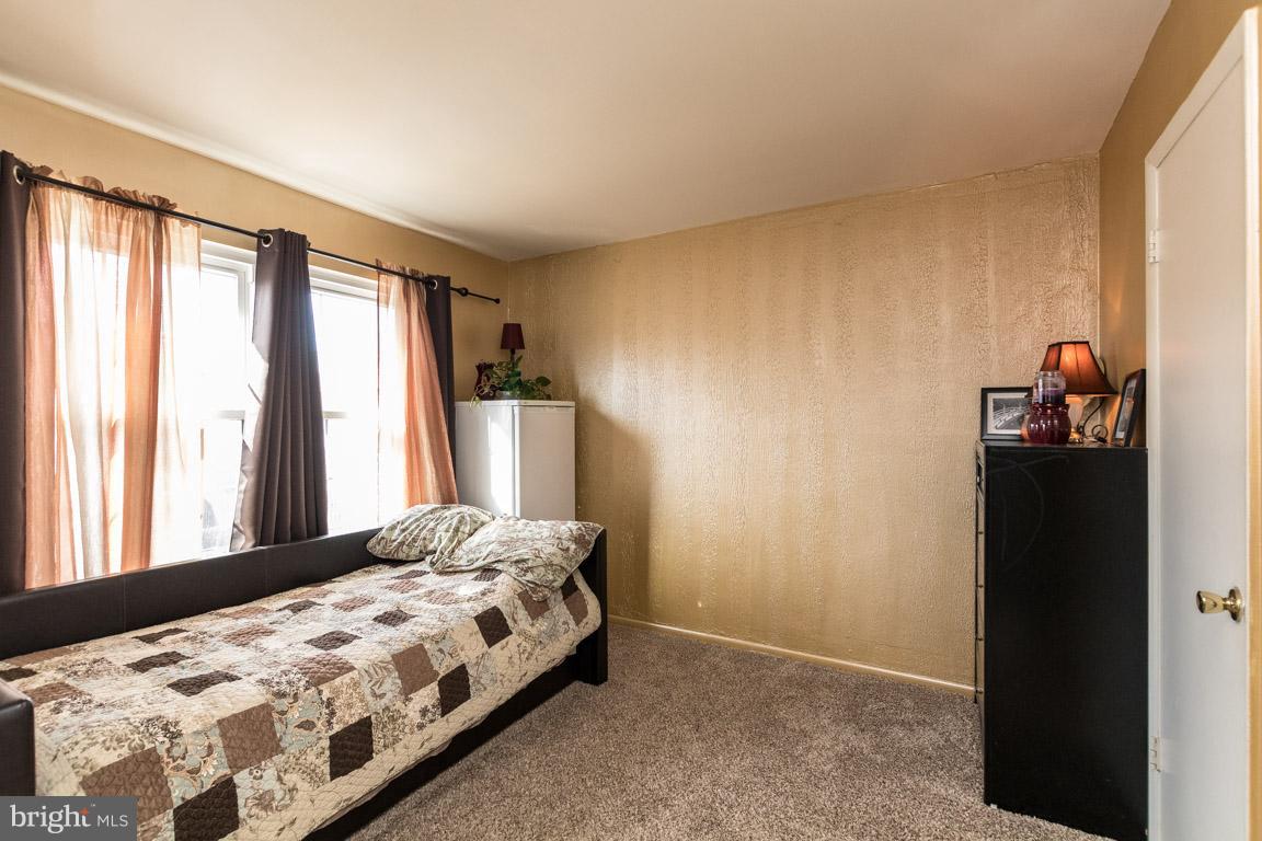 VILLAGE OF PAWNEE - Residential