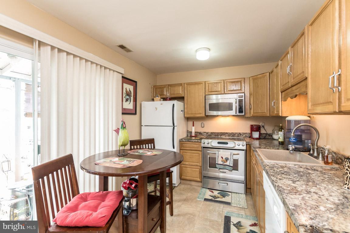 VILLAGE OF PAWNEE - Residential