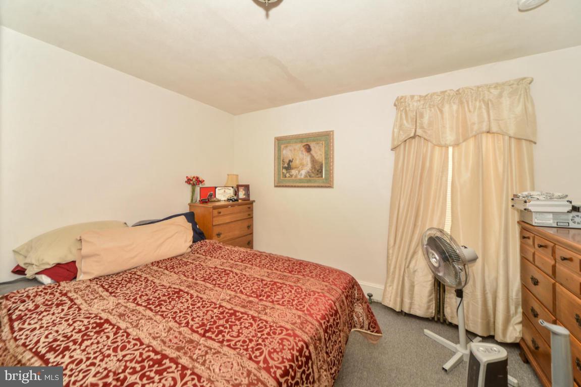 MILLERSVILLE - Residential