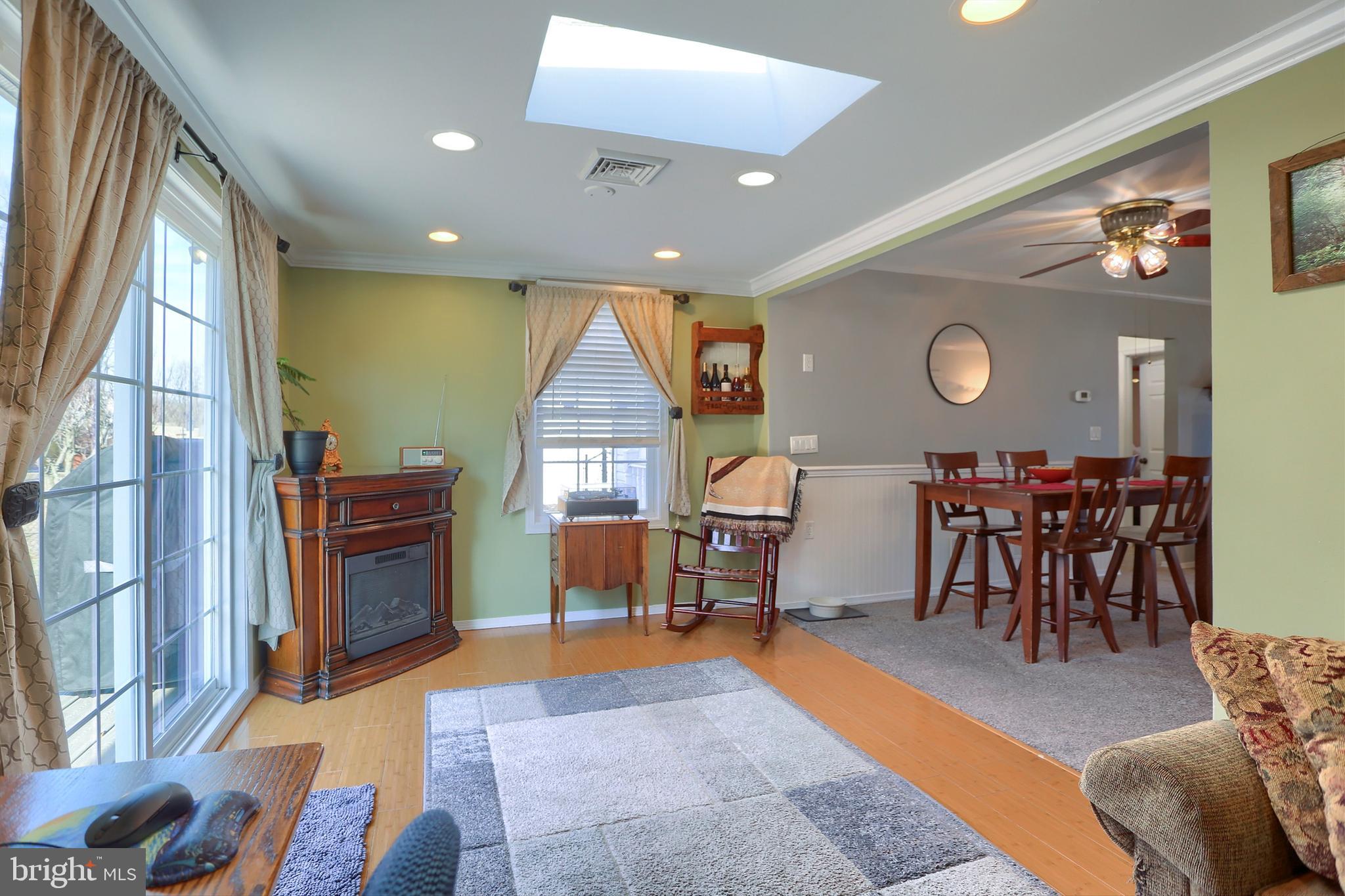 DILLSBURG - Residential