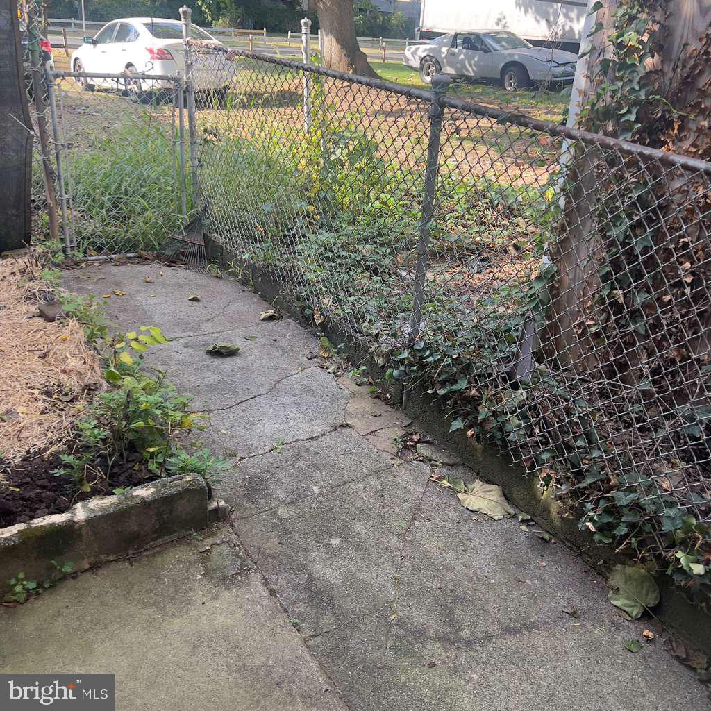 PHILADELPHIA - Residential