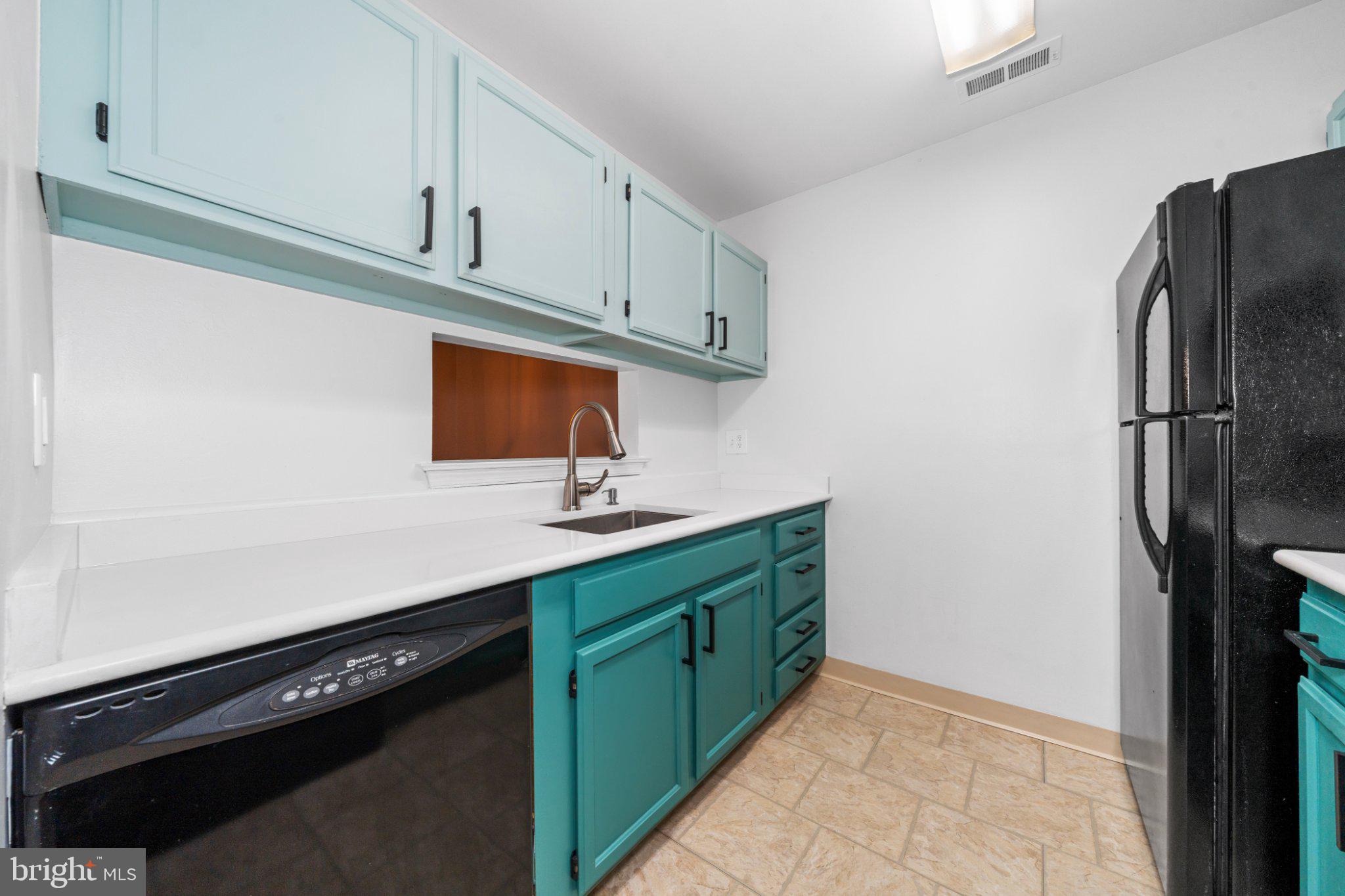 BERKSHIRE LIMESTON - Residential