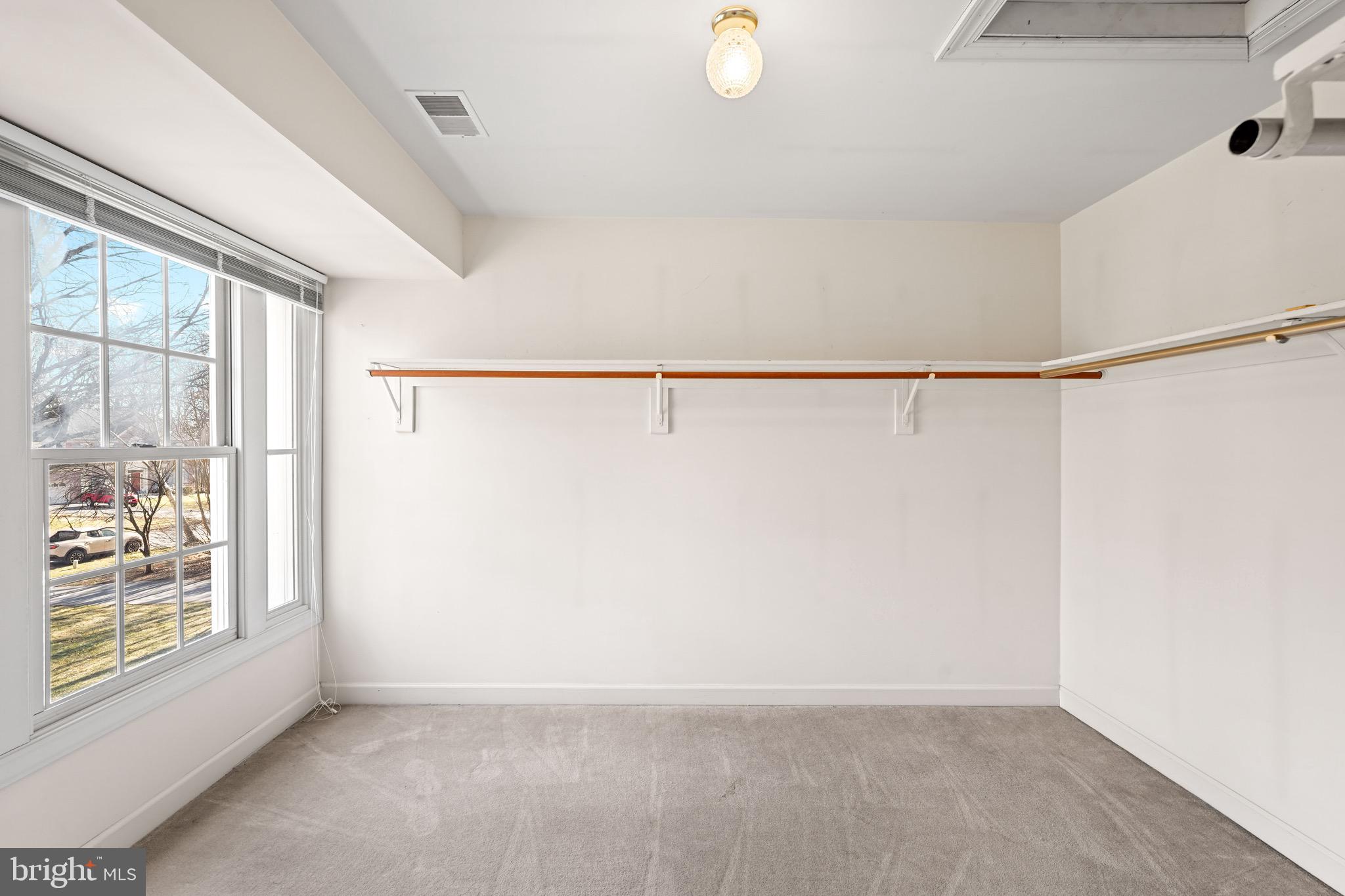 FORESTGATE - Residential