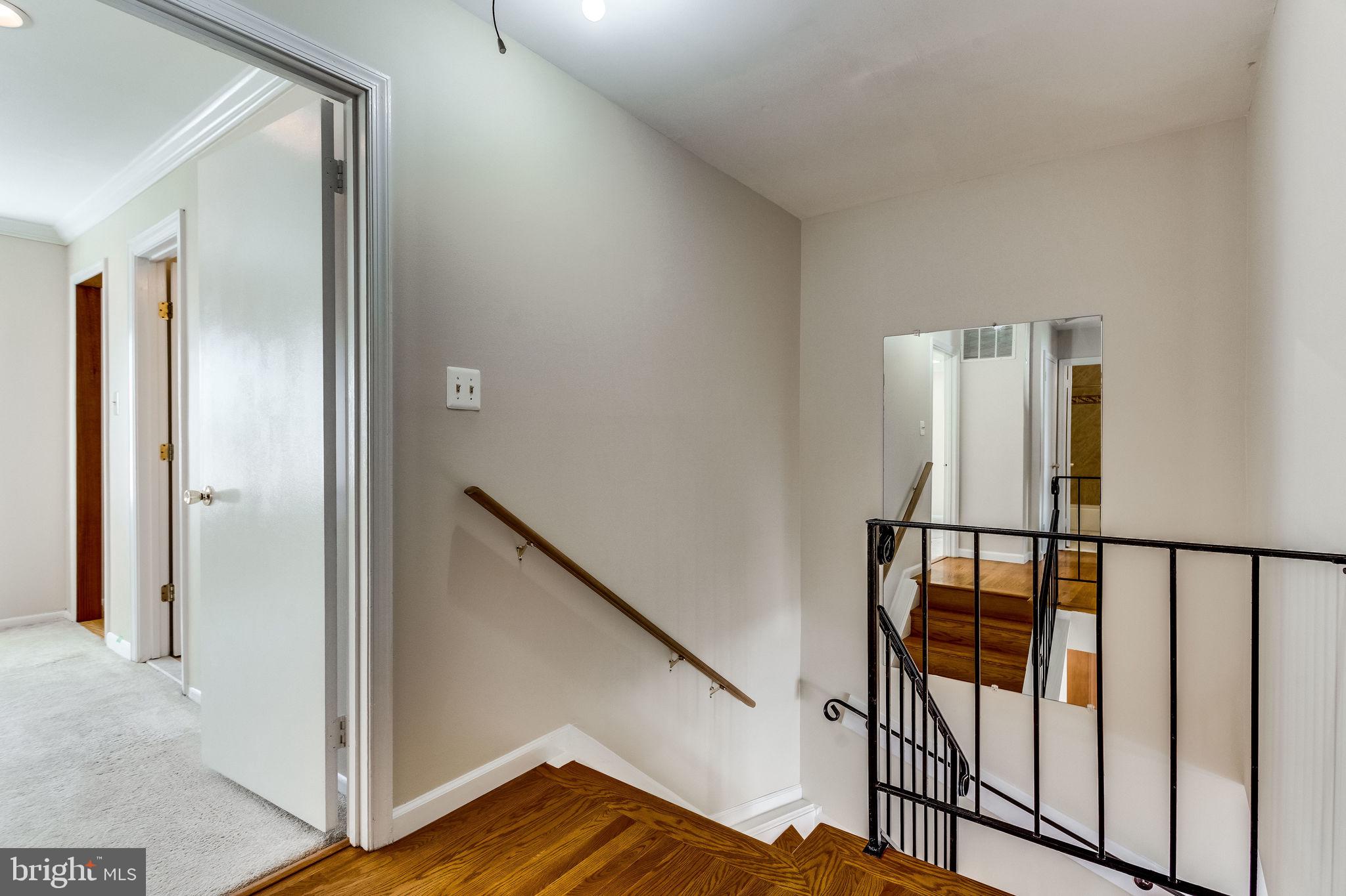 VILLA D ESTE VILLAGE - Residential Lease