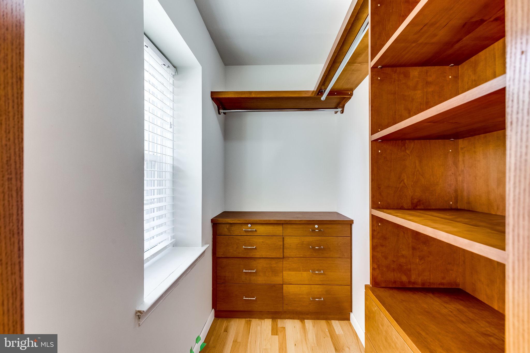 VILLA D ESTE VILLAGE - Residential Lease