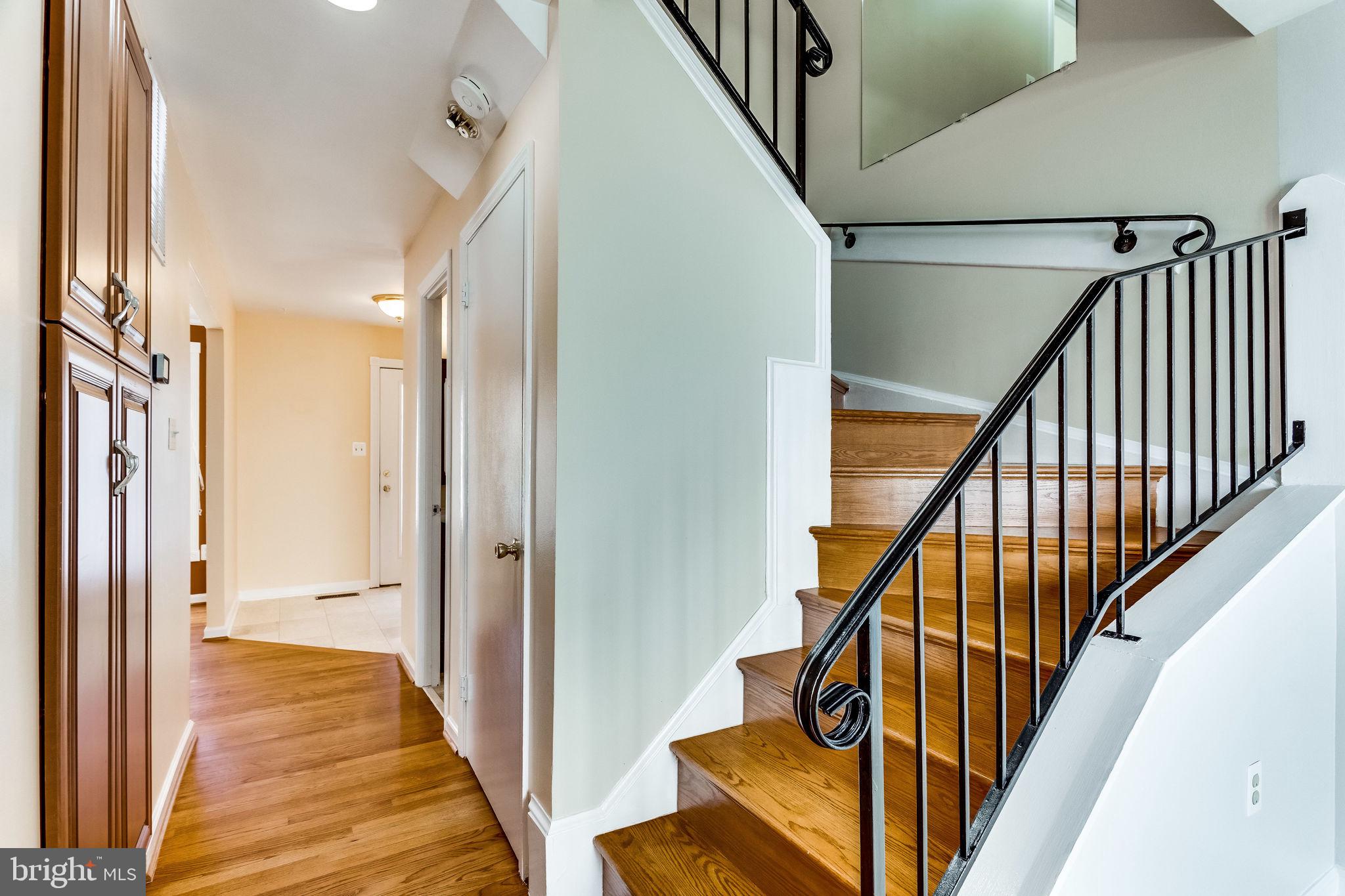 VILLA D ESTE VILLAGE - Residential Lease