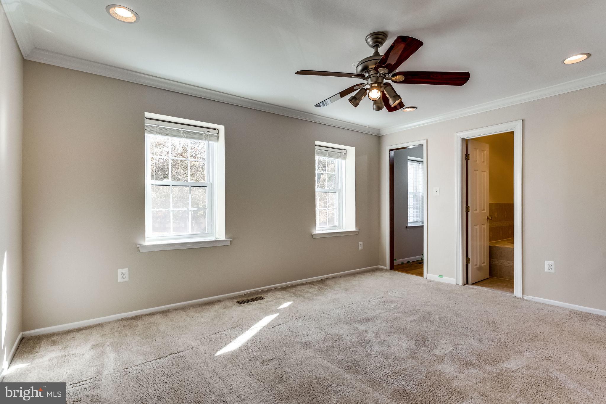 VILLA D ESTE VILLAGE - Residential Lease