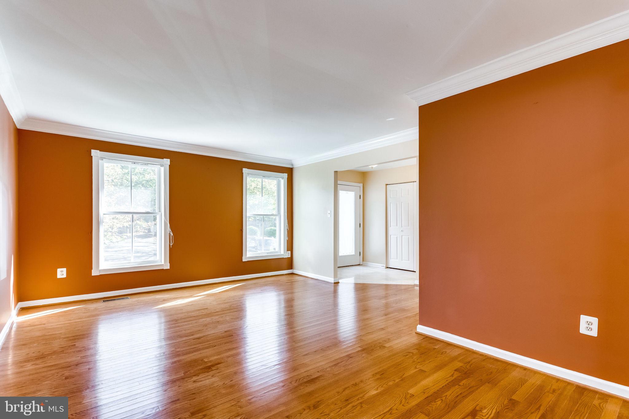 VILLA D ESTE VILLAGE - Residential Lease