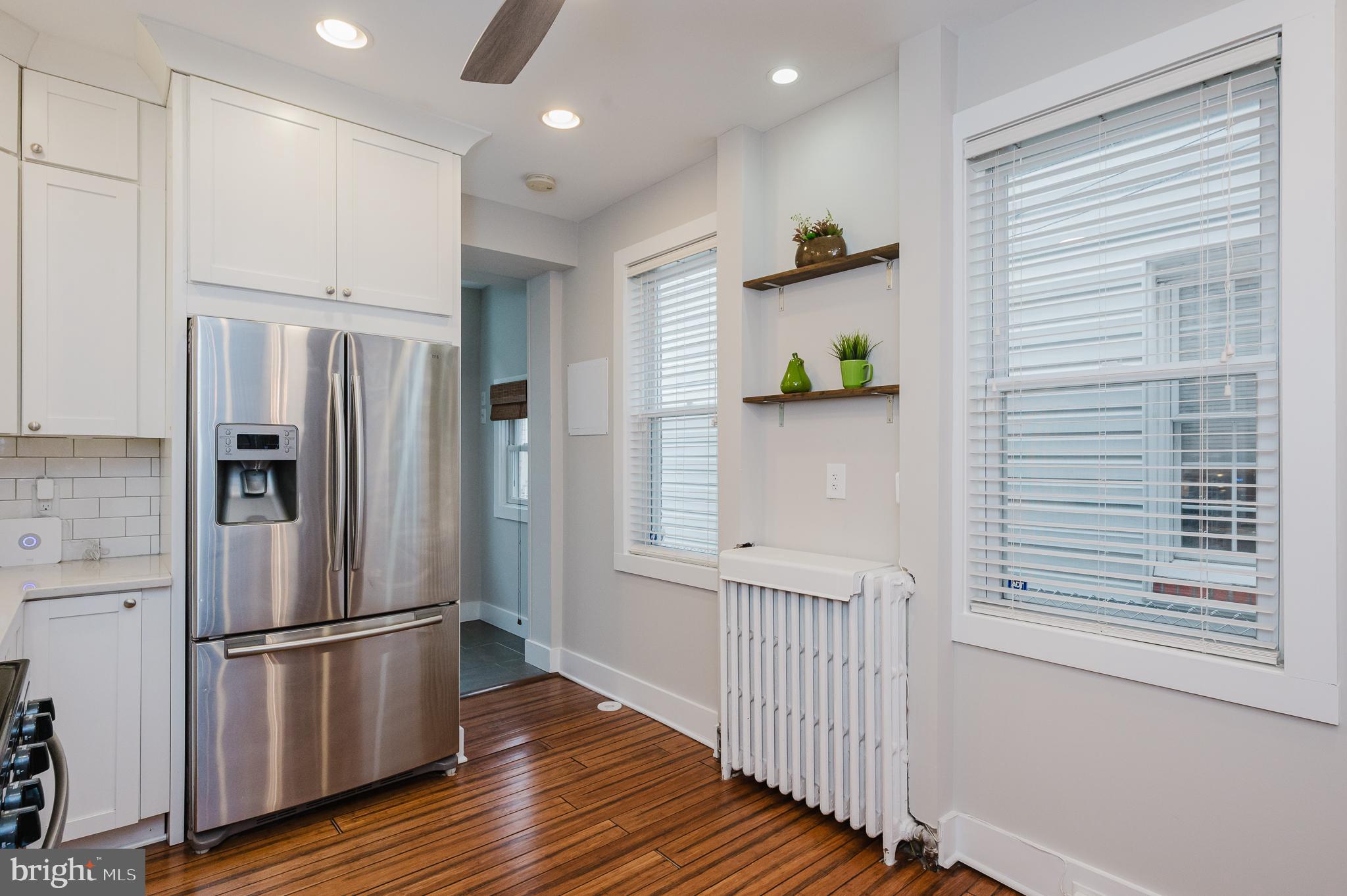 LOCUST POINT - Residential