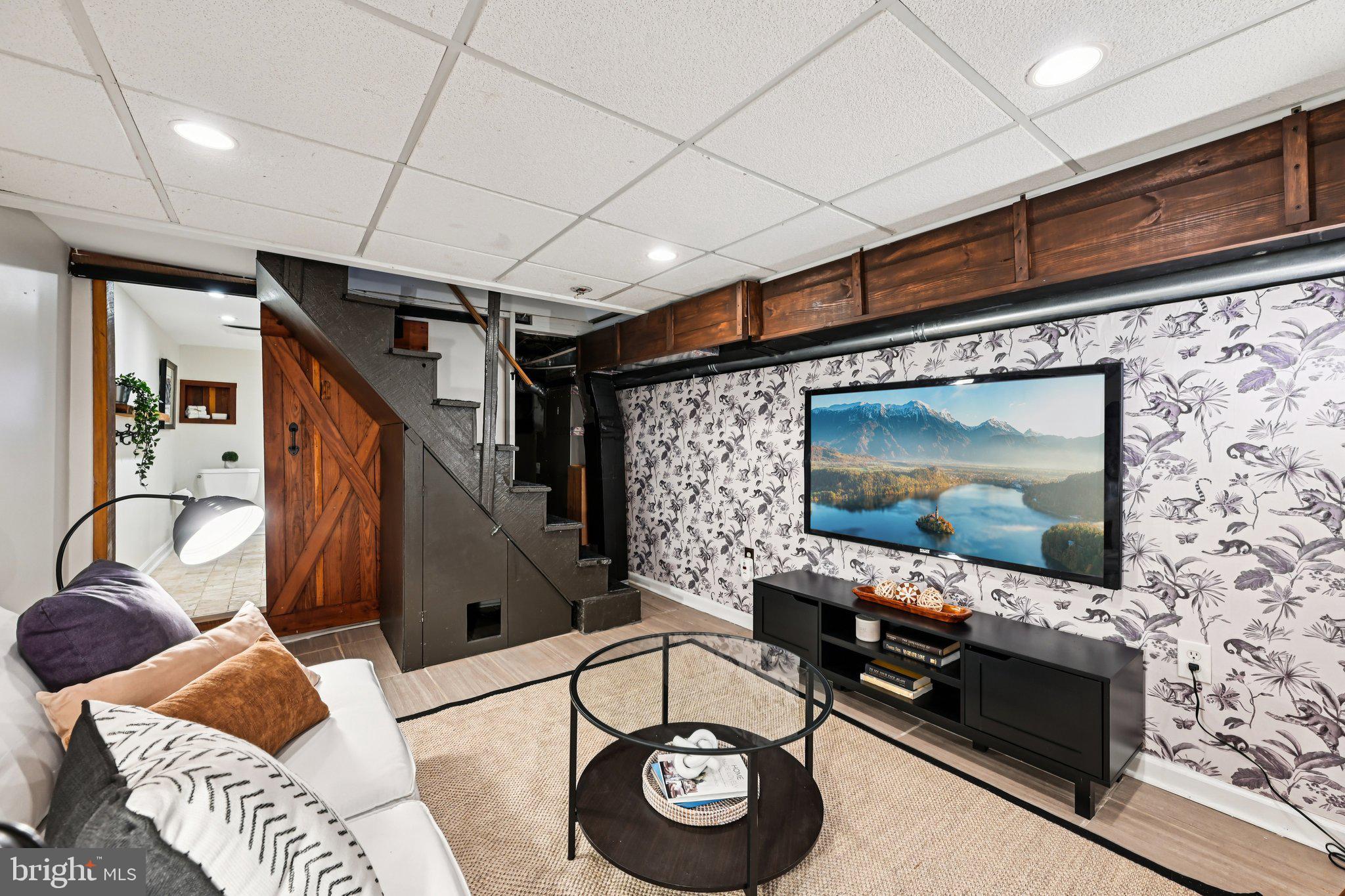 HAMPDEN HISTORIC DISTRICT - Residential