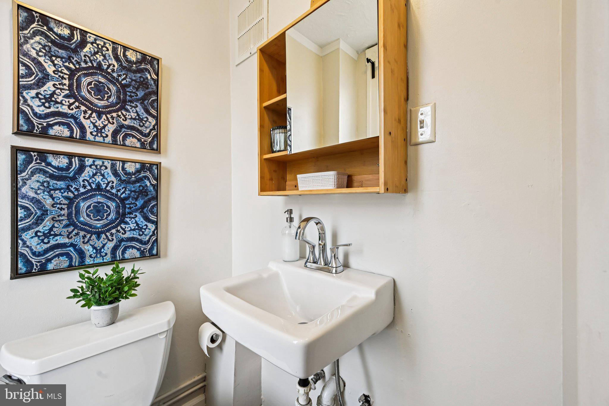 HAMPDEN HISTORIC DISTRICT - Residential