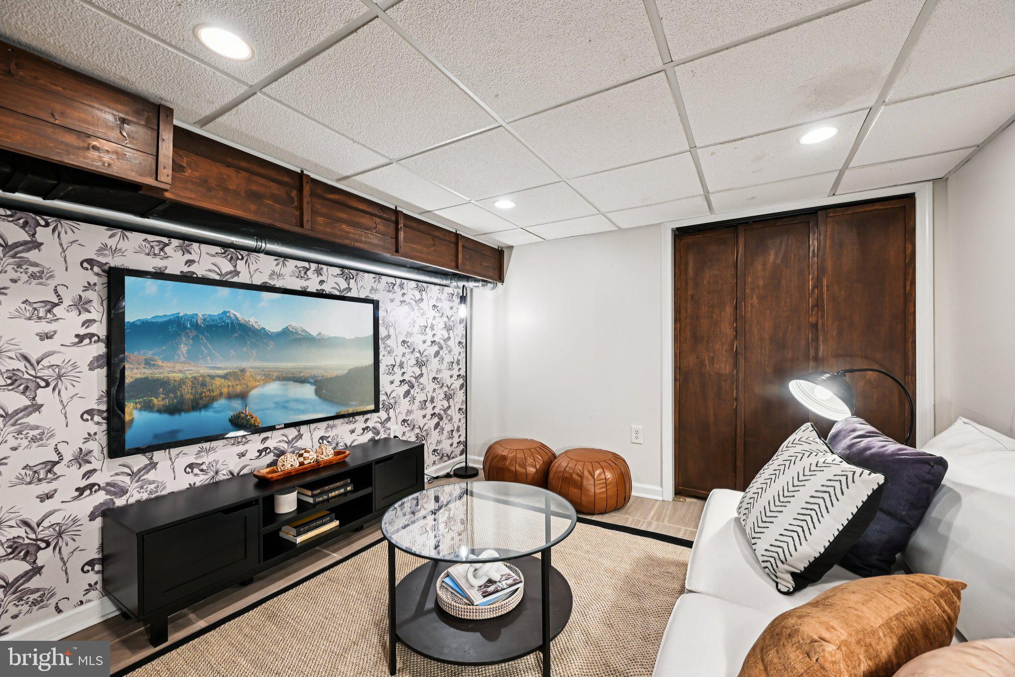 HAMPDEN HISTORIC DISTRICT - Residential