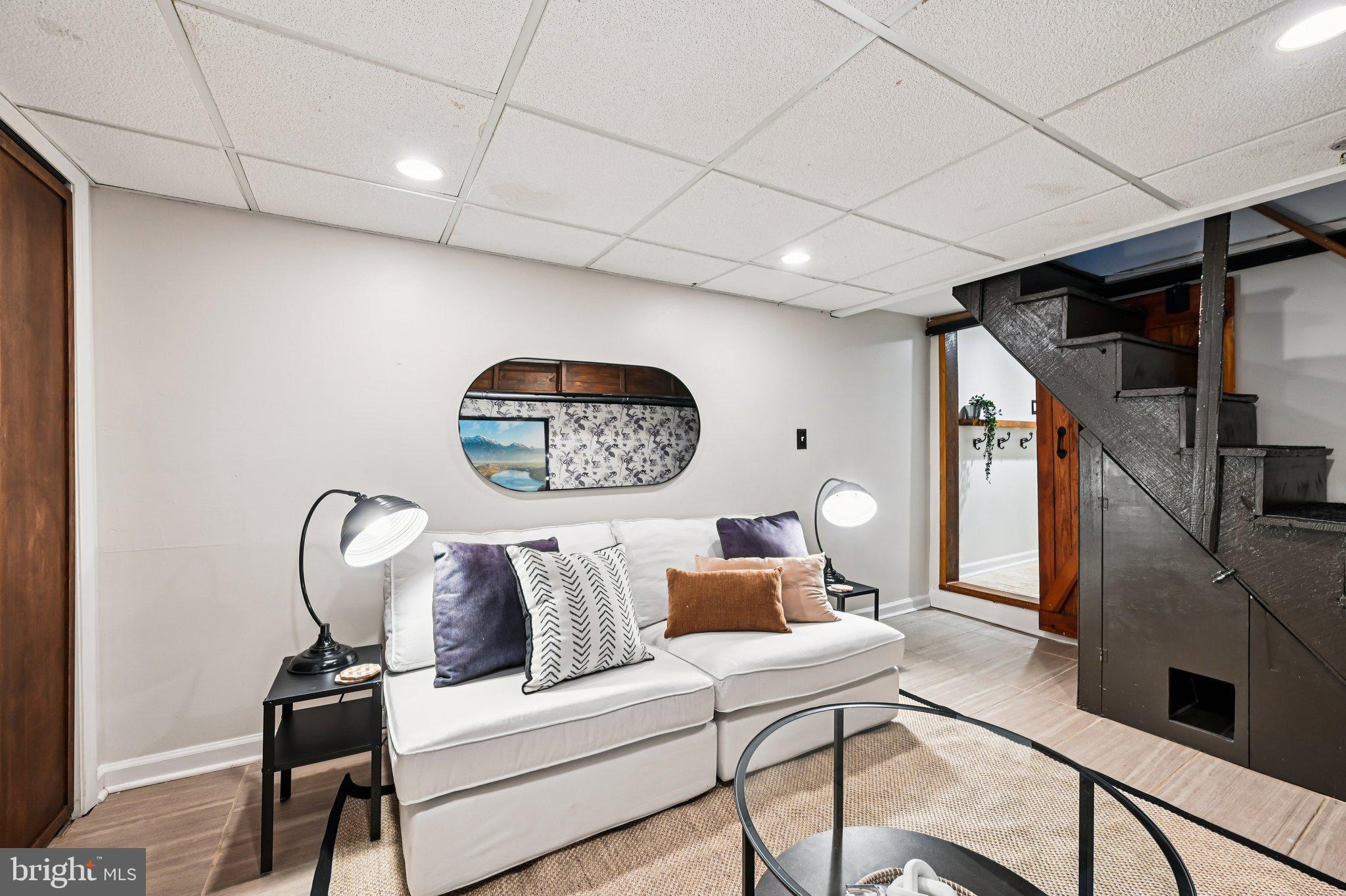 HAMPDEN HISTORIC DISTRICT - Residential