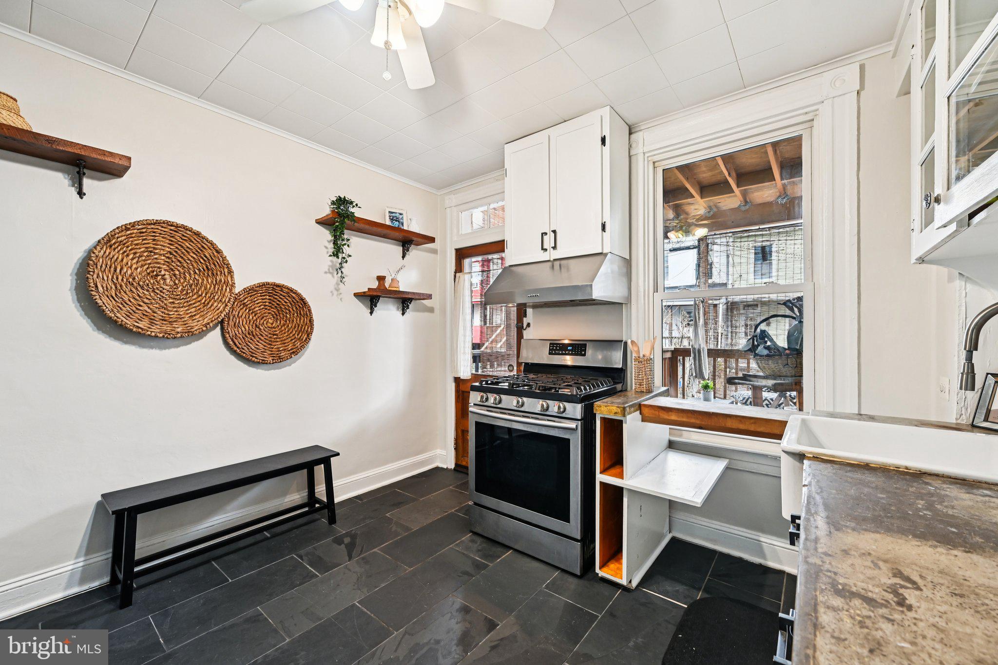 HAMPDEN HISTORIC DISTRICT - Residential