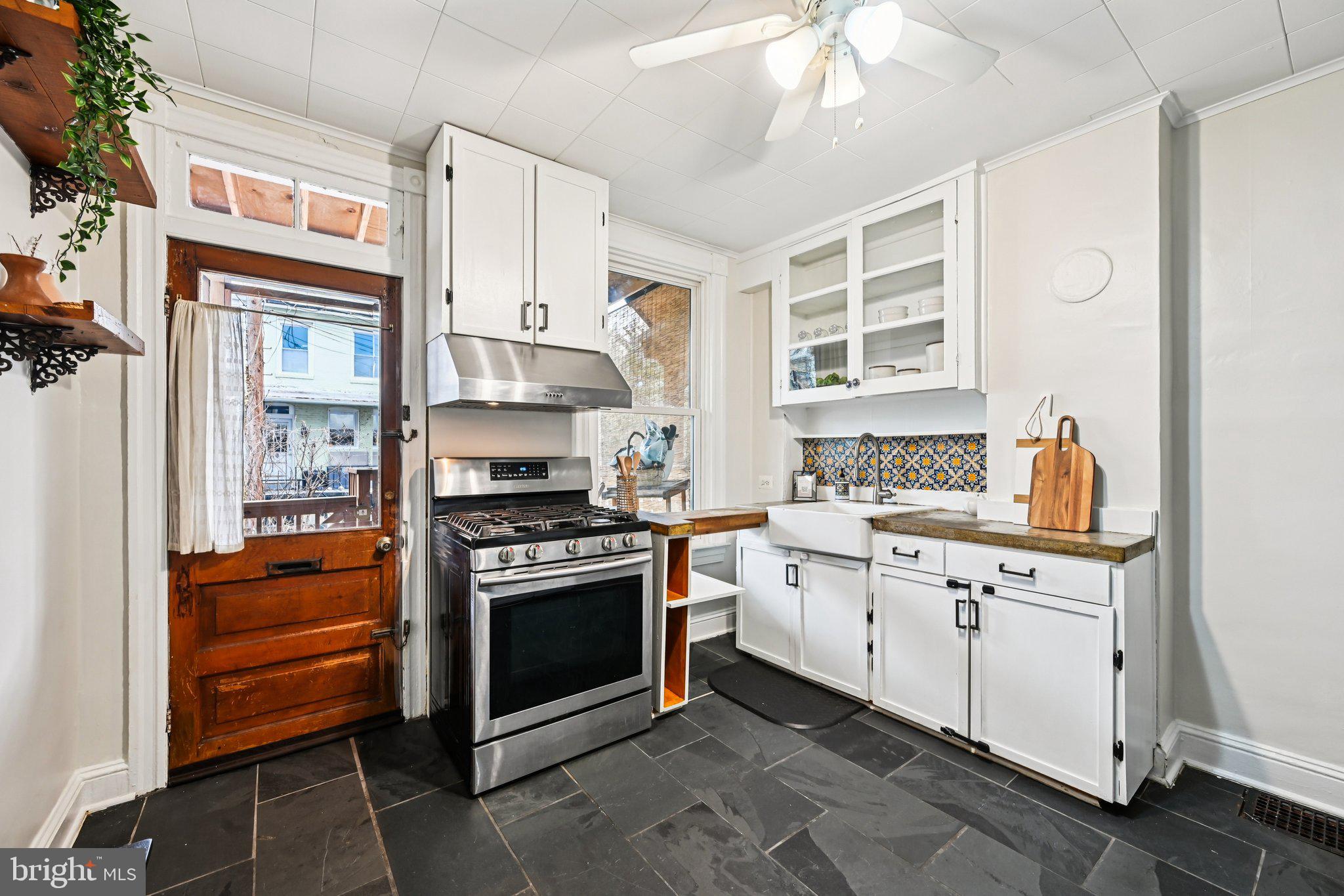 HAMPDEN HISTORIC DISTRICT - Residential