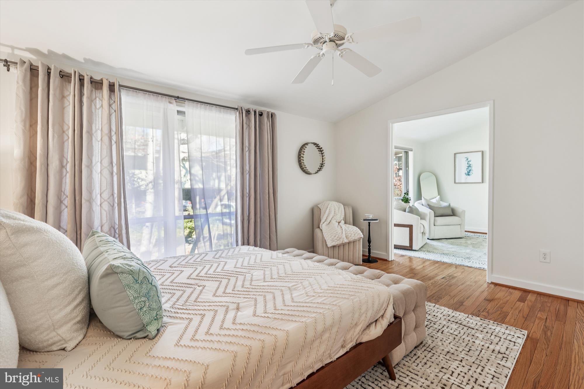 RESTON - Residential