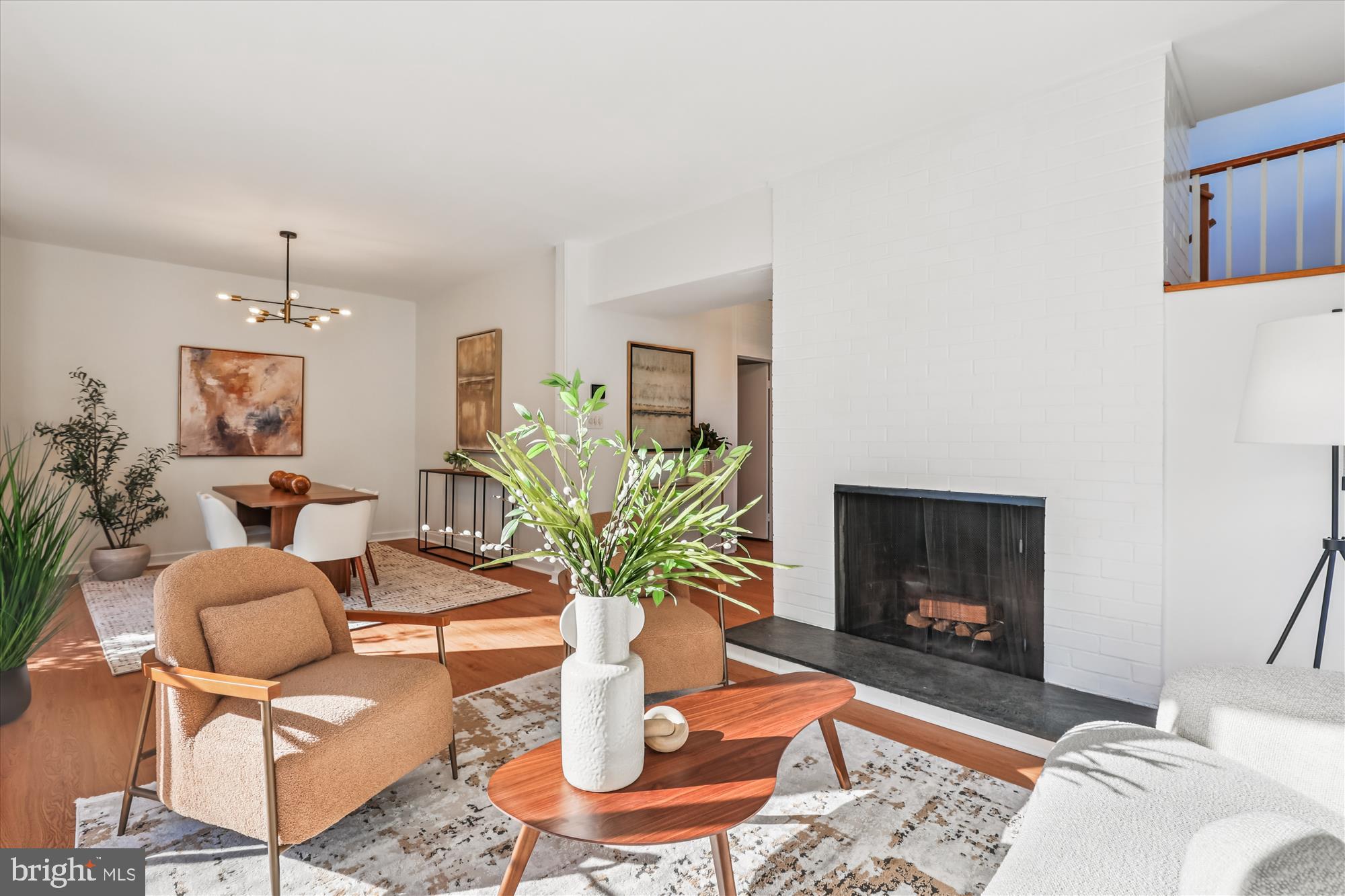 RESTON - Residential