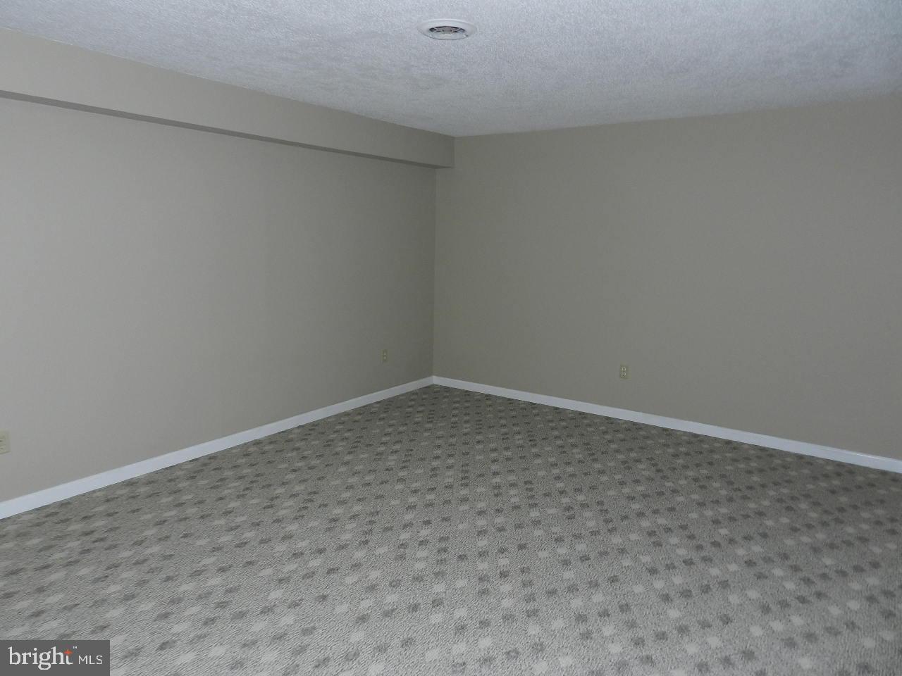 BAYBERRY ESTATES - Residential