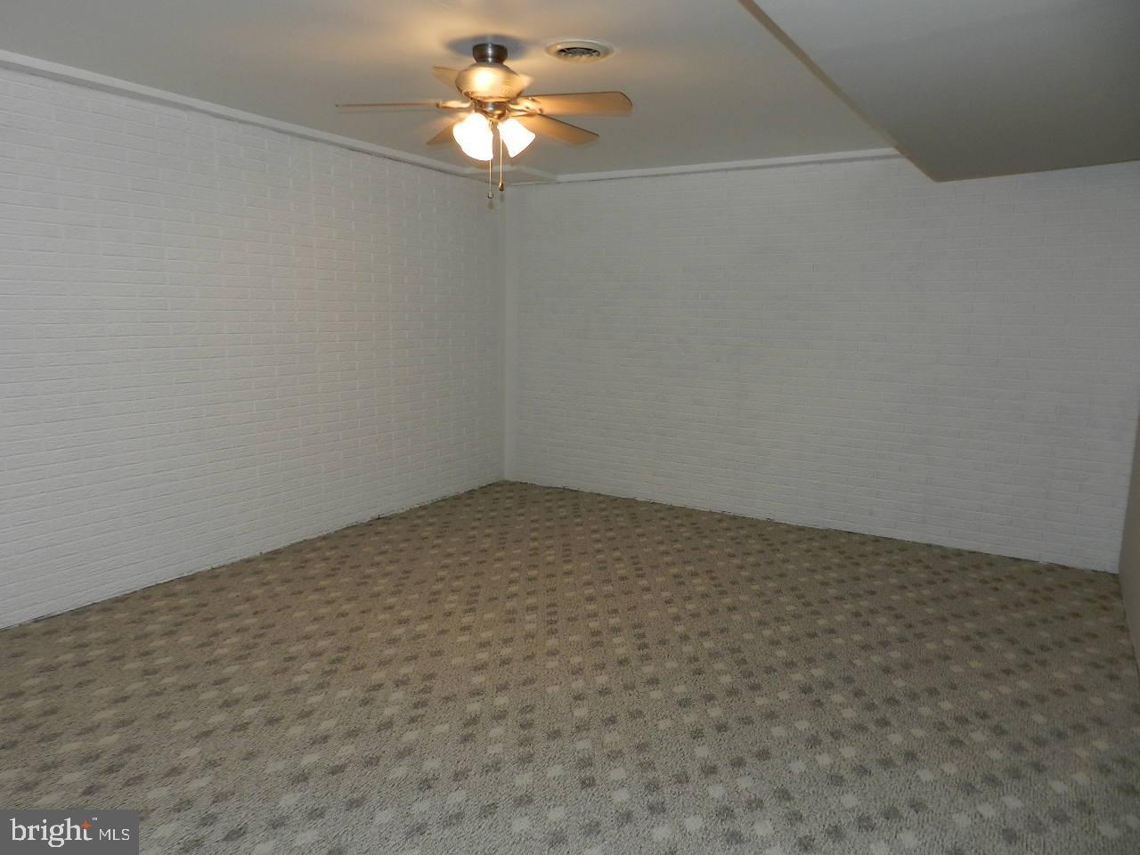 BAYBERRY ESTATES - Residential