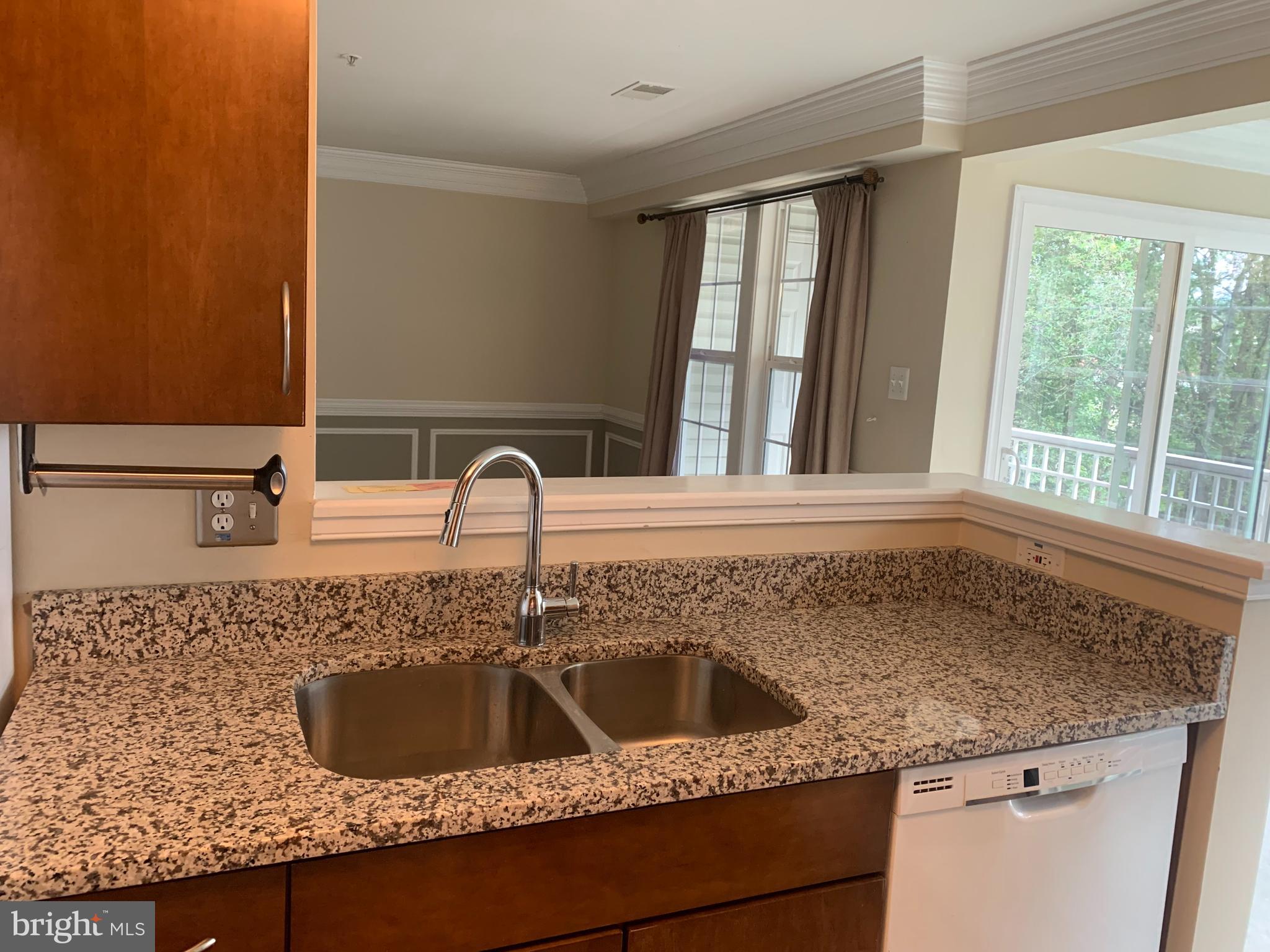 SOUTH MEADOWS - Residential