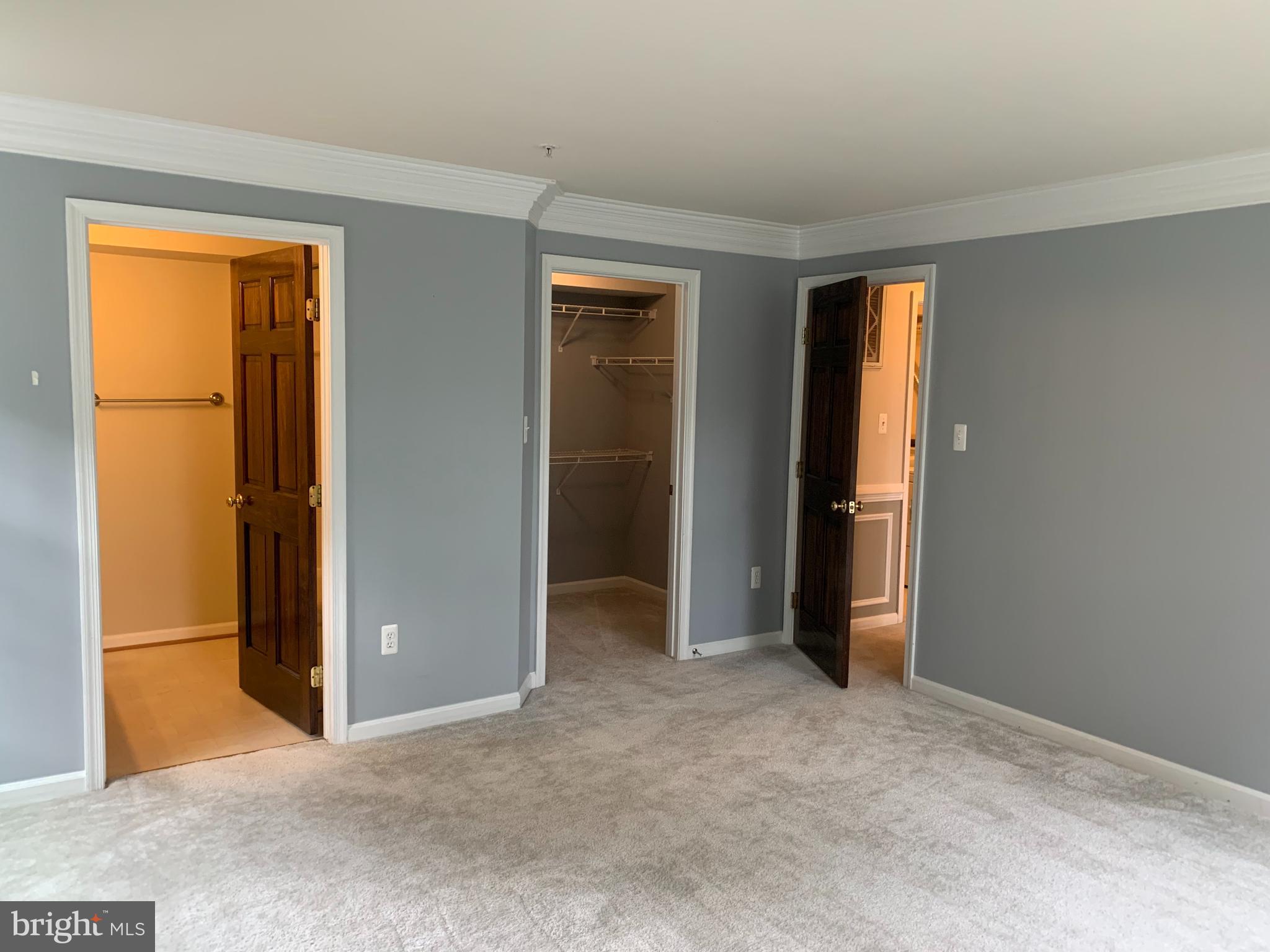 SOUTH MEADOWS - Residential