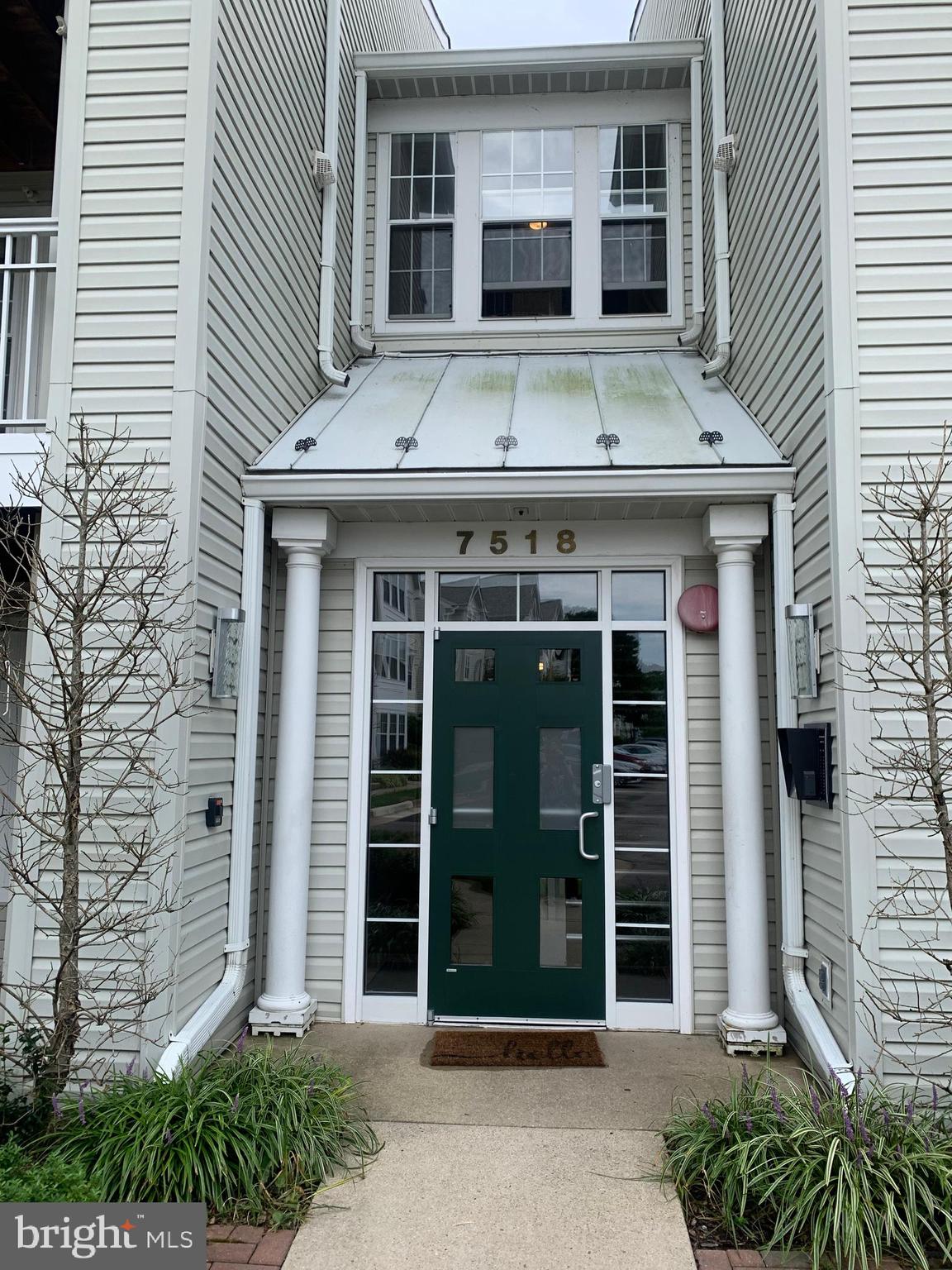 SOUTH MEADOWS - Residential