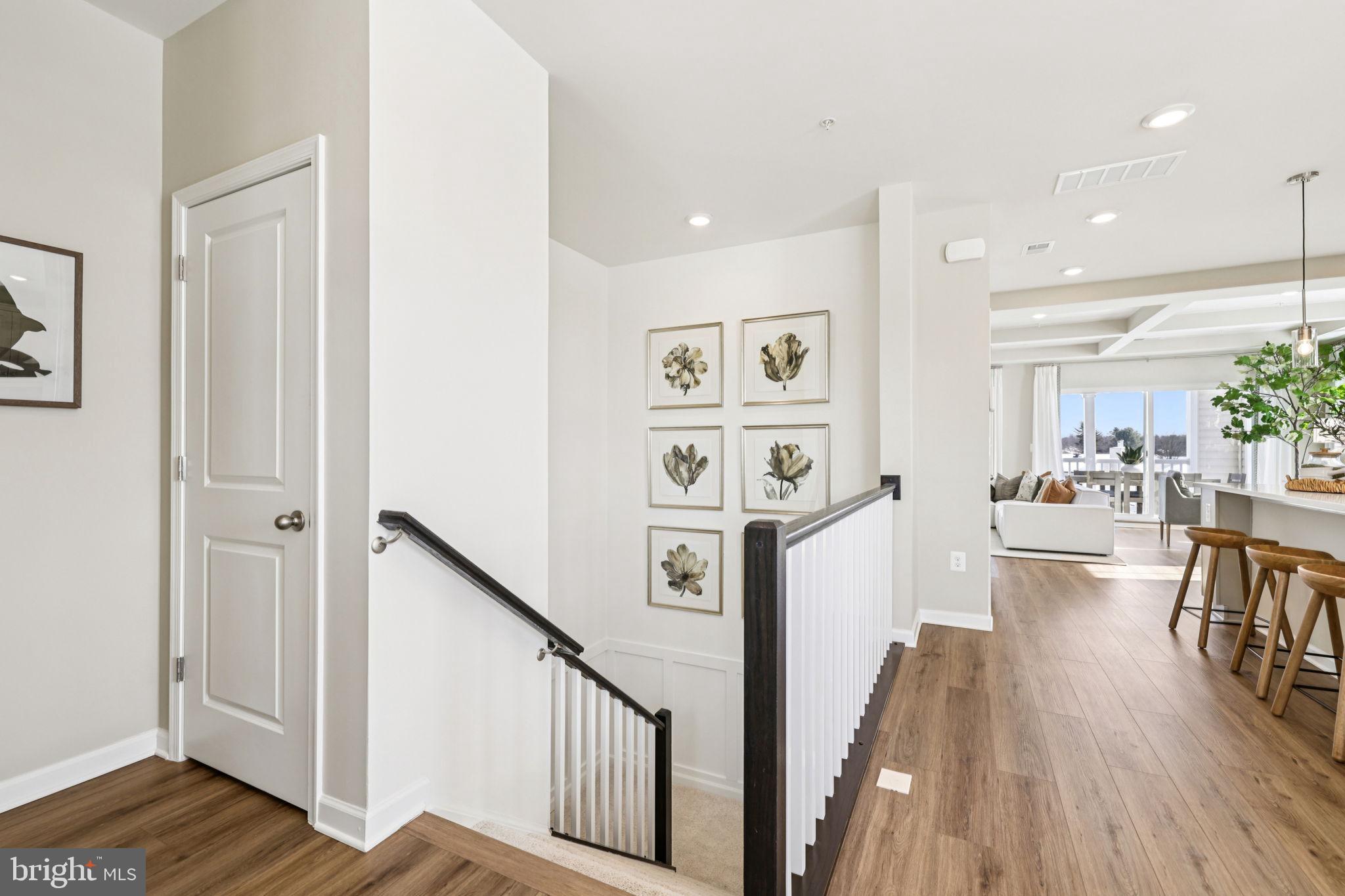 MONTGOMERY VILLAGE - Residential