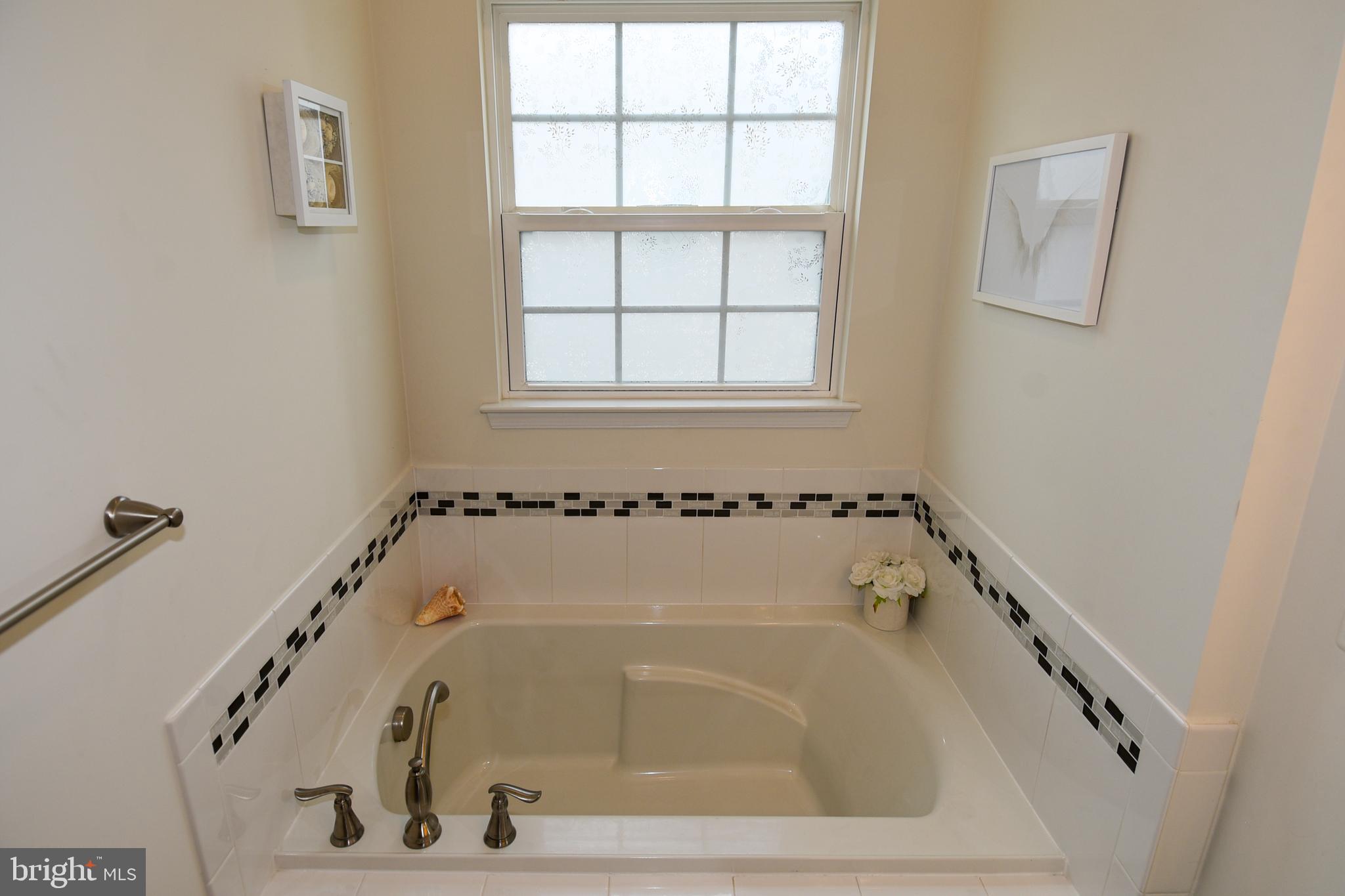 GREENBELT STATION - Residential