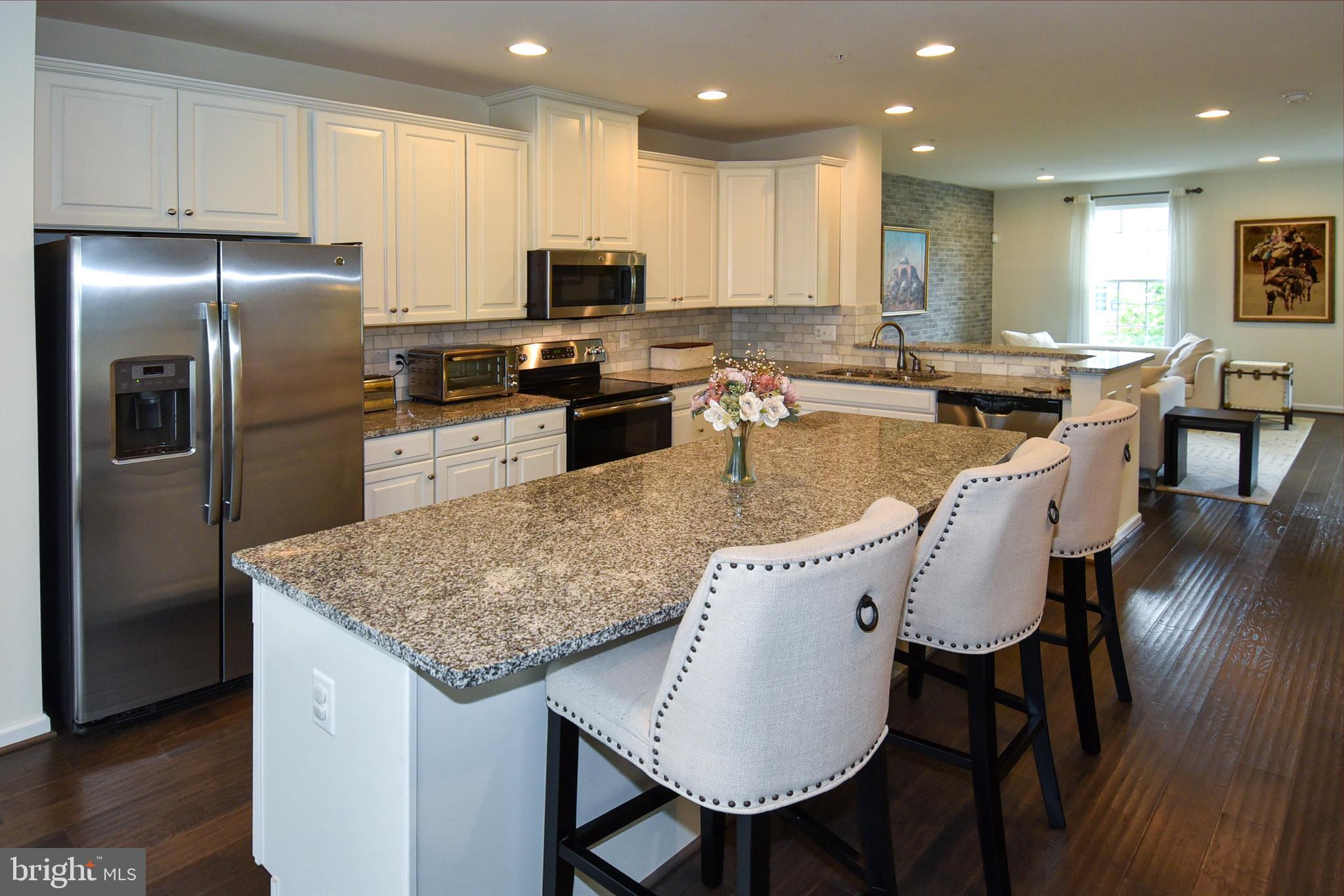 GREENBELT STATION - Residential