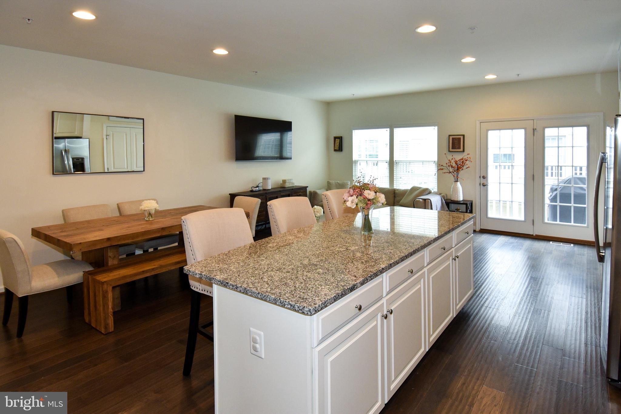 GREENBELT STATION - Residential