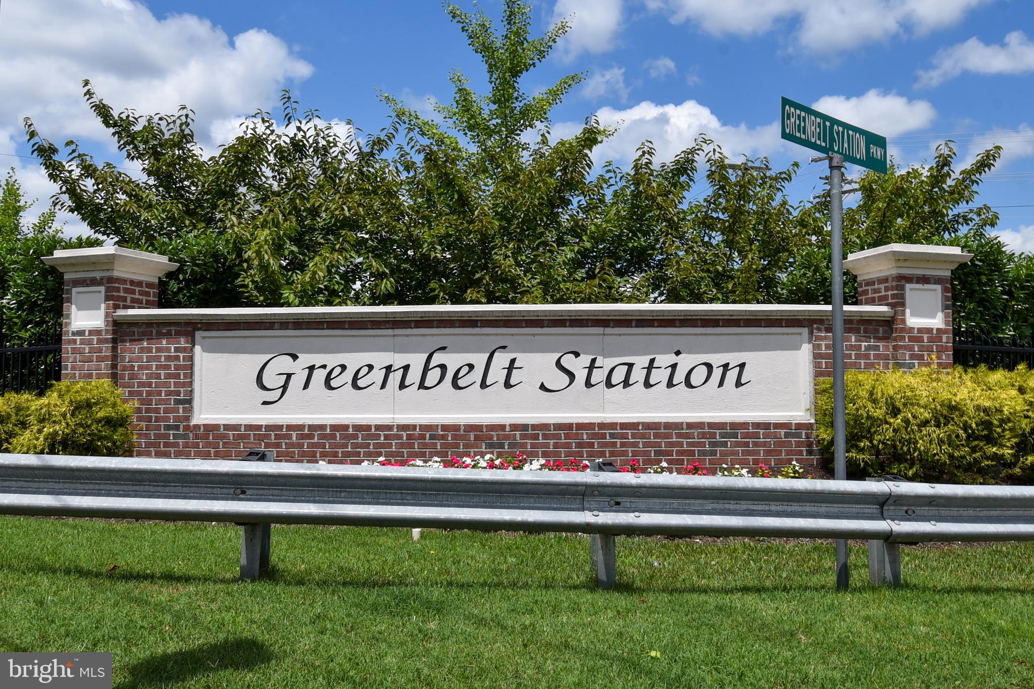 GREENBELT STATION - Residential