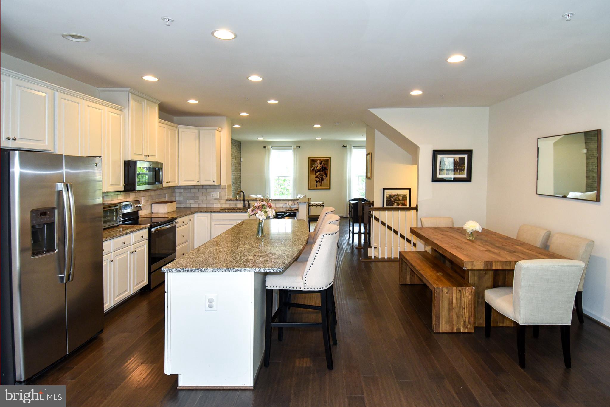 GREENBELT STATION - Residential