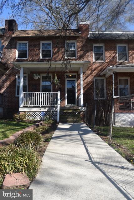 IF GROUND RENT IS FOUND, SELLER WILL NOT REDEEM. Updated kitchen, needs some TLC. Disclosure: Basement will need water proofing, evidence of mold in the basement from leak. Bank approved short sale.
