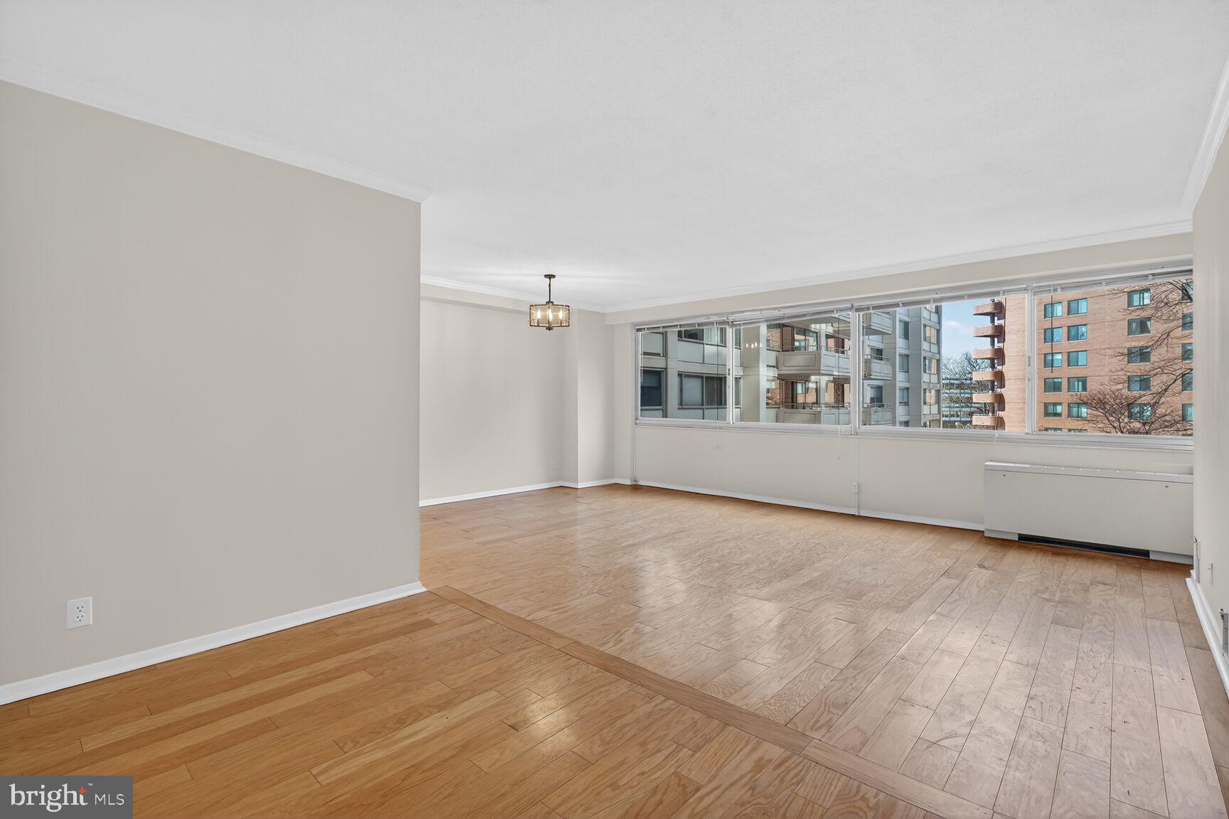 4515 WILLARD AVENUE S616