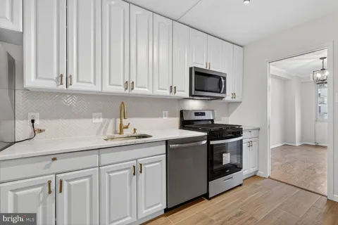 4515 Willard Avenue Unit S616, Chevy Chase, MD 20815 - #: MDMC2218262