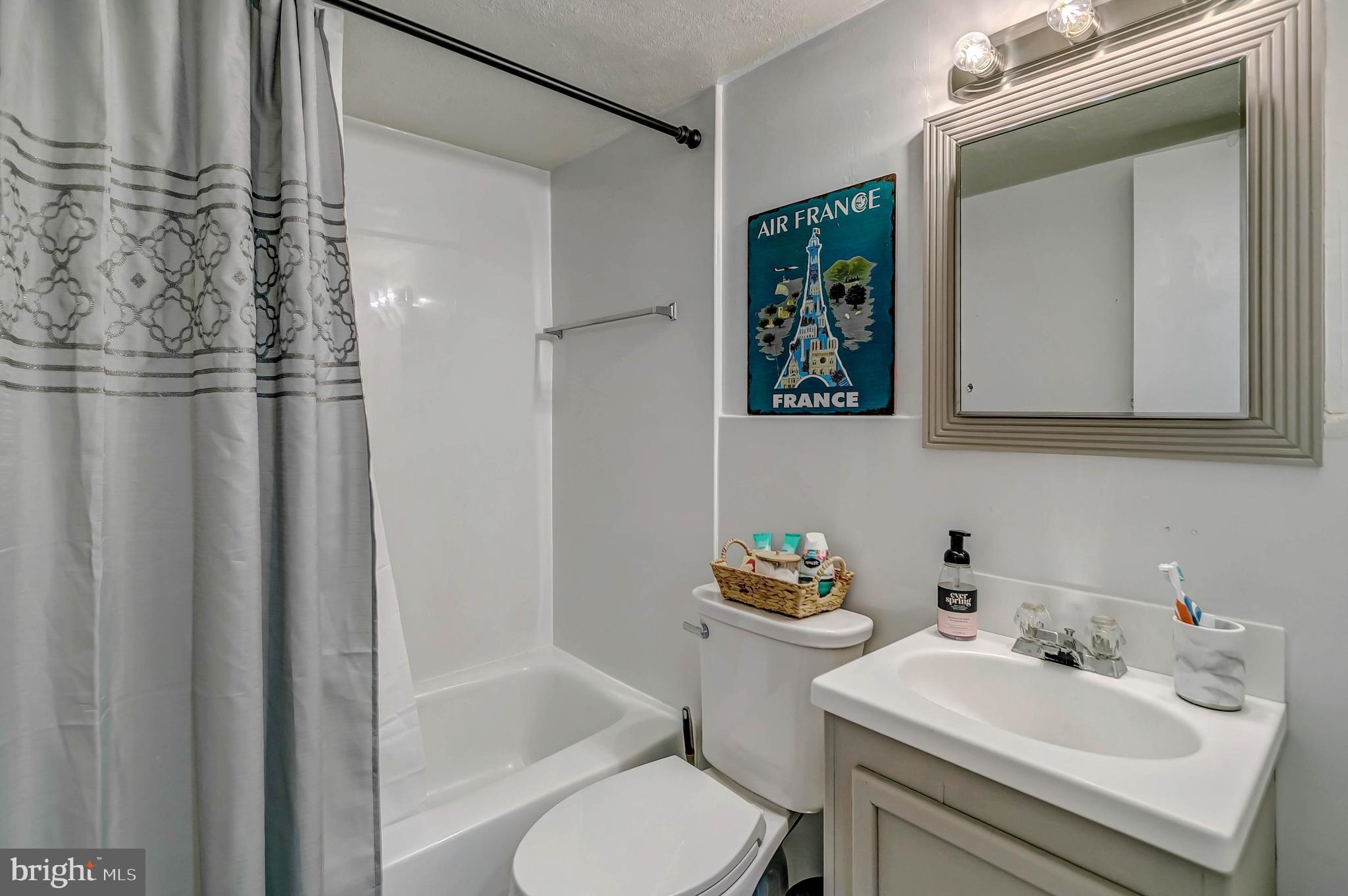 FAIRFAX HERITAGE - Residential