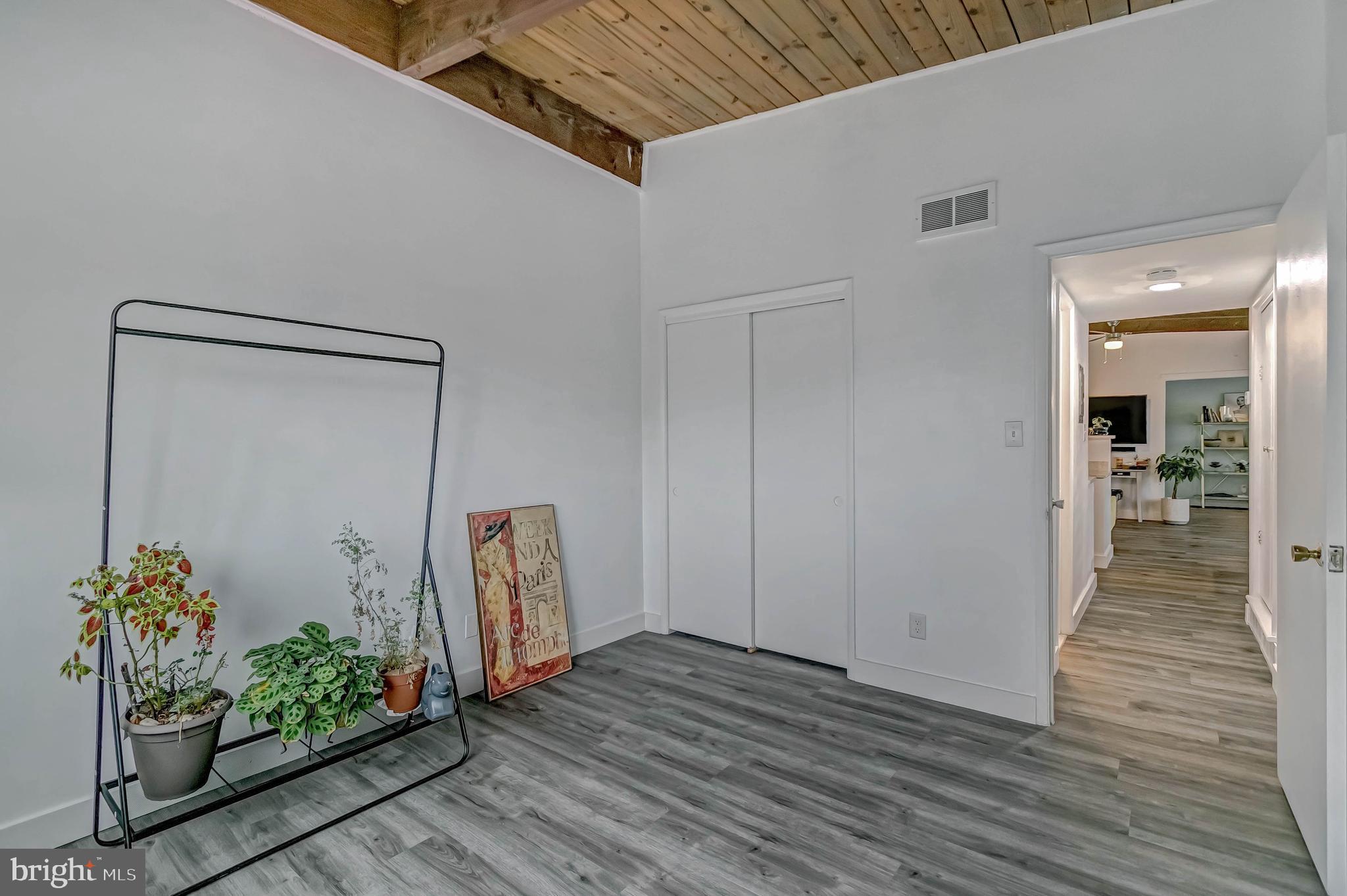 FAIRFAX HERITAGE - Residential