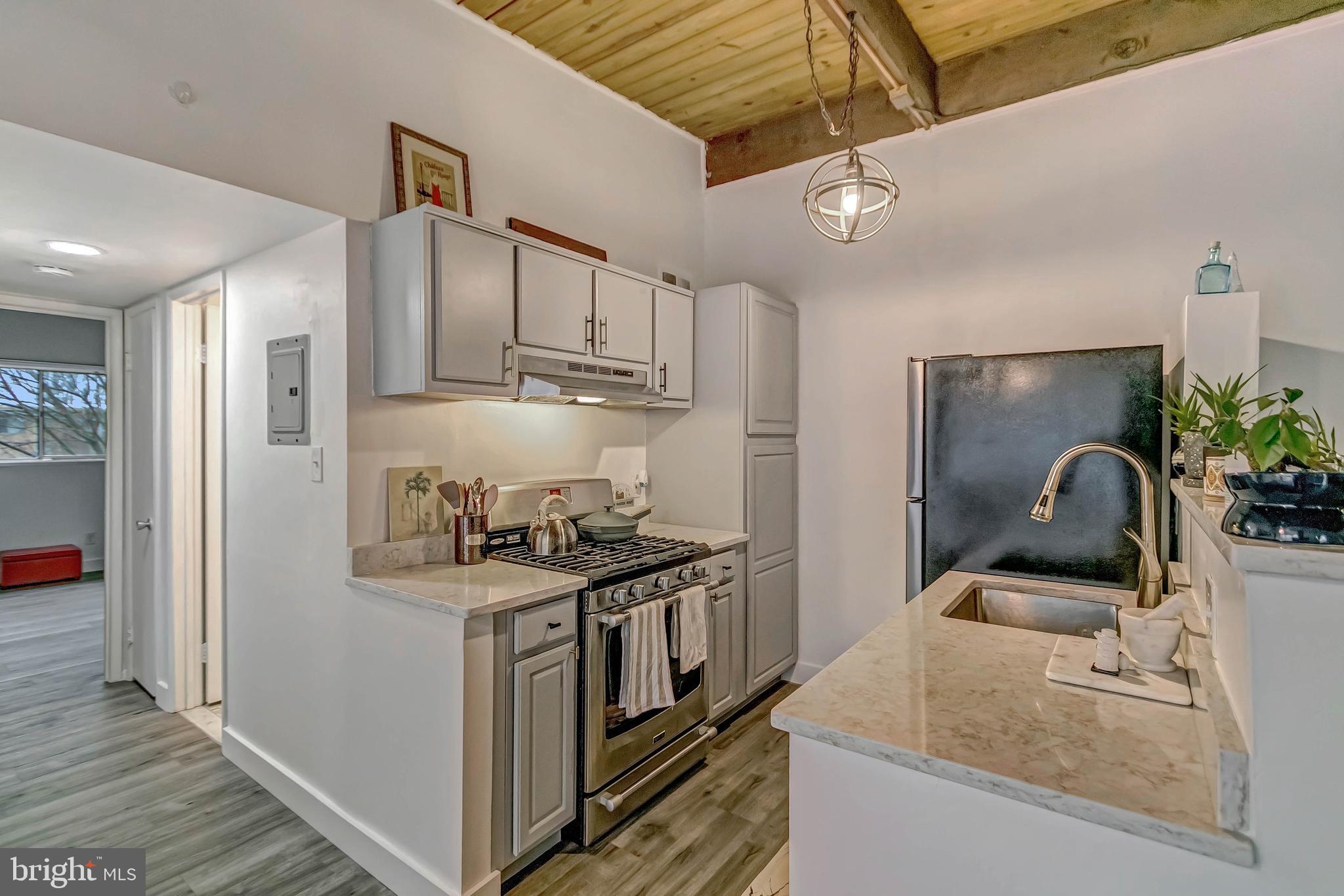 FAIRFAX HERITAGE - Residential