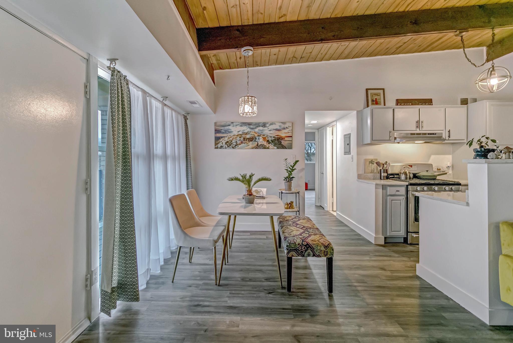 FAIRFAX HERITAGE - Residential