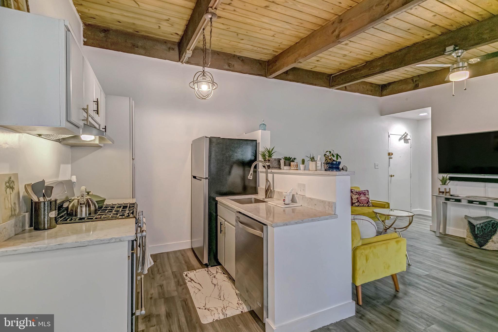 FAIRFAX HERITAGE - Residential