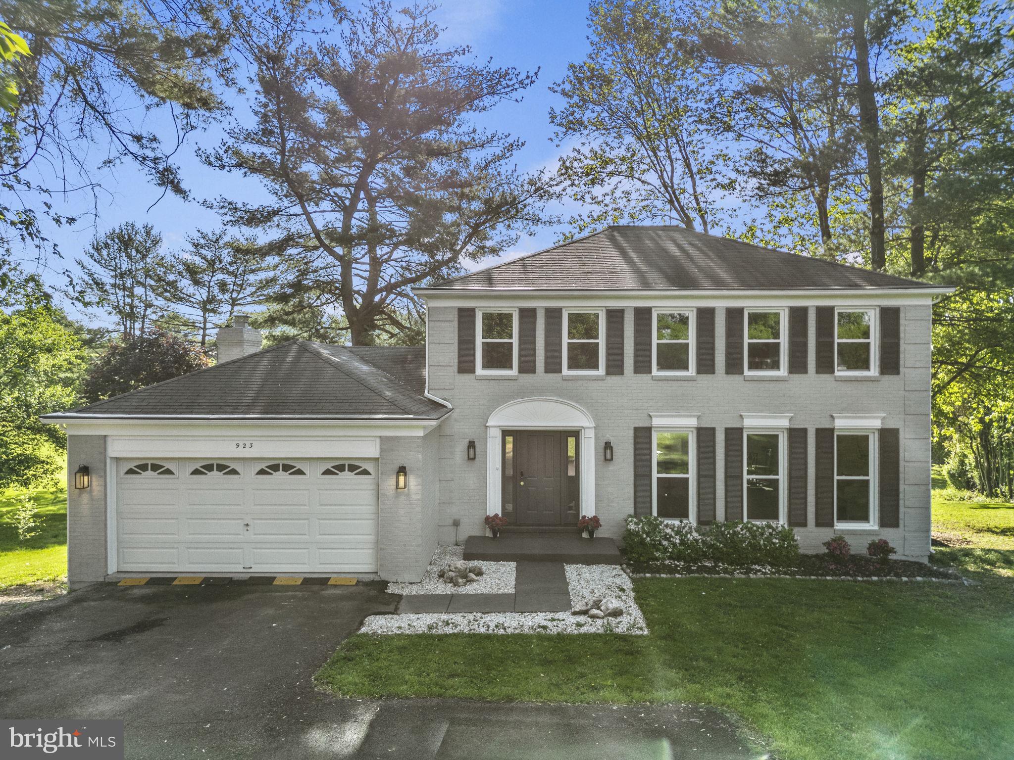 923 RIVA RIDGE DRIVE