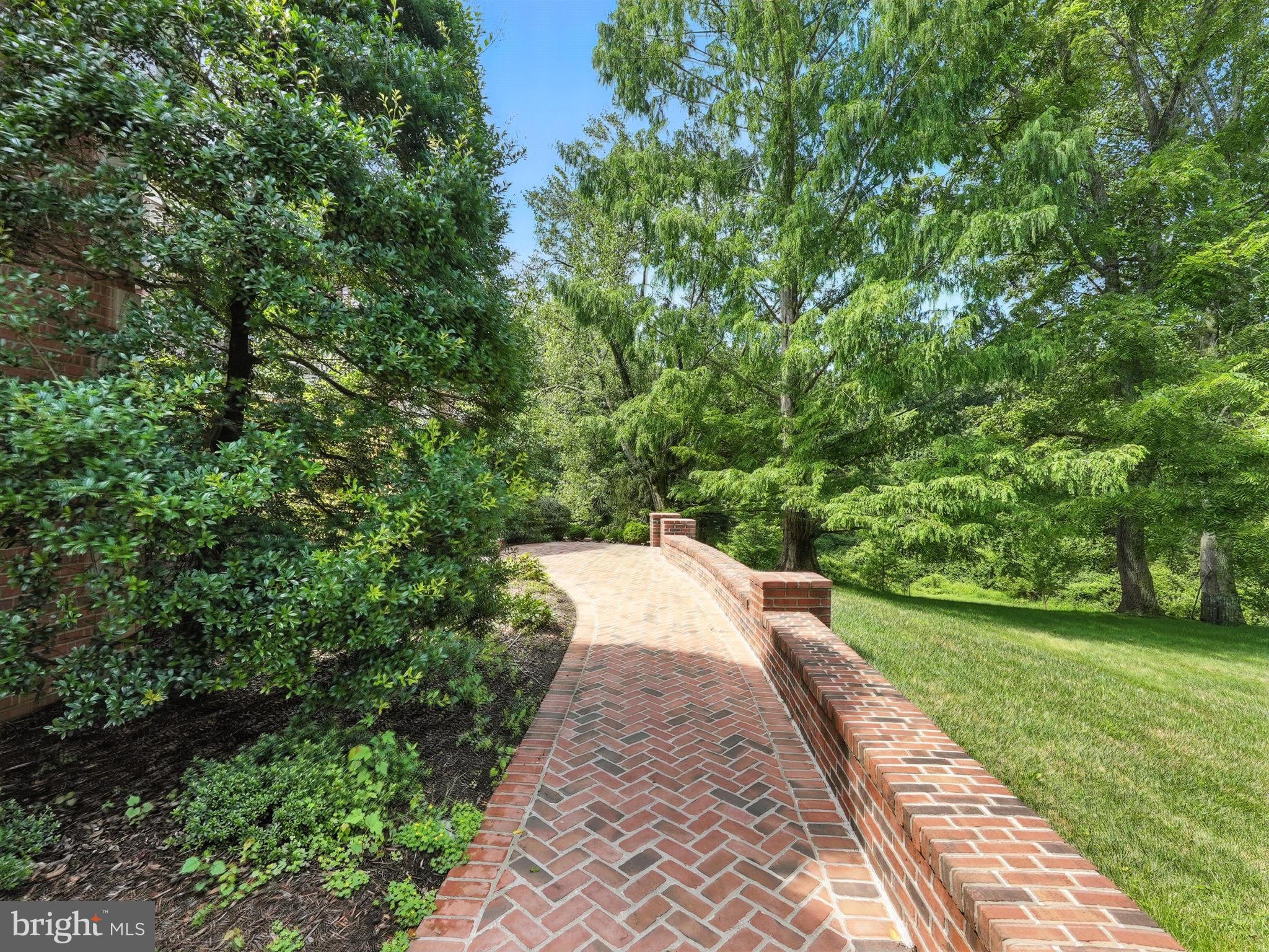 ESTATES AT GREAT FALLS - Residential